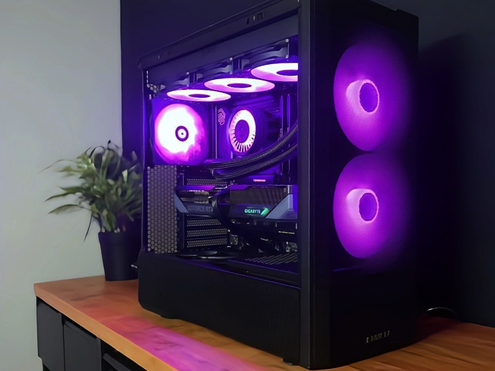 RTX 5070 OC - Core Ultra 7 270K Plus - 32GB DDR5 6000 - 2TB Gen4 NVMe - Custom