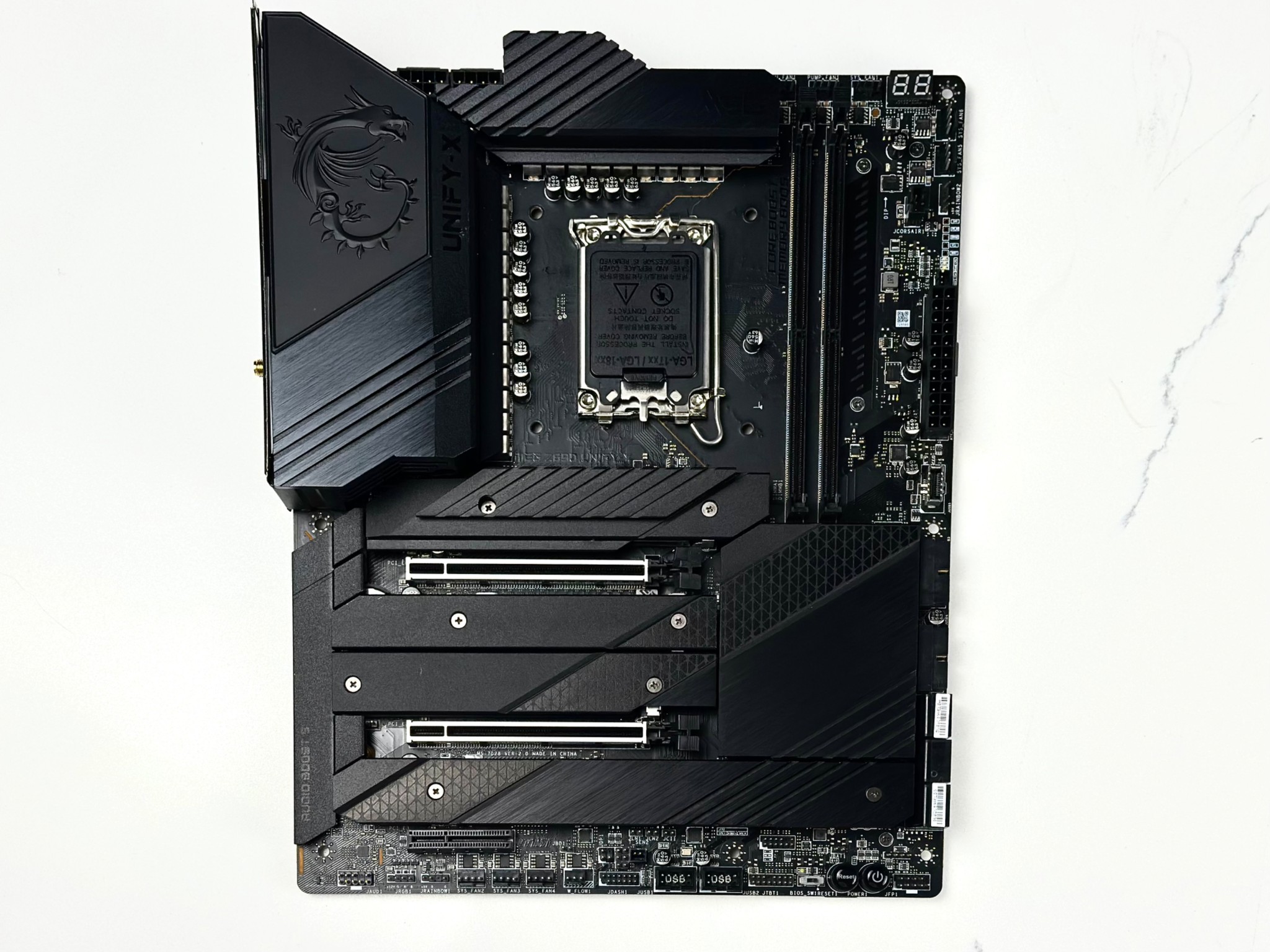 Holiday Sale 🌲 | Z690 Unify X Overclocking Motherboard!