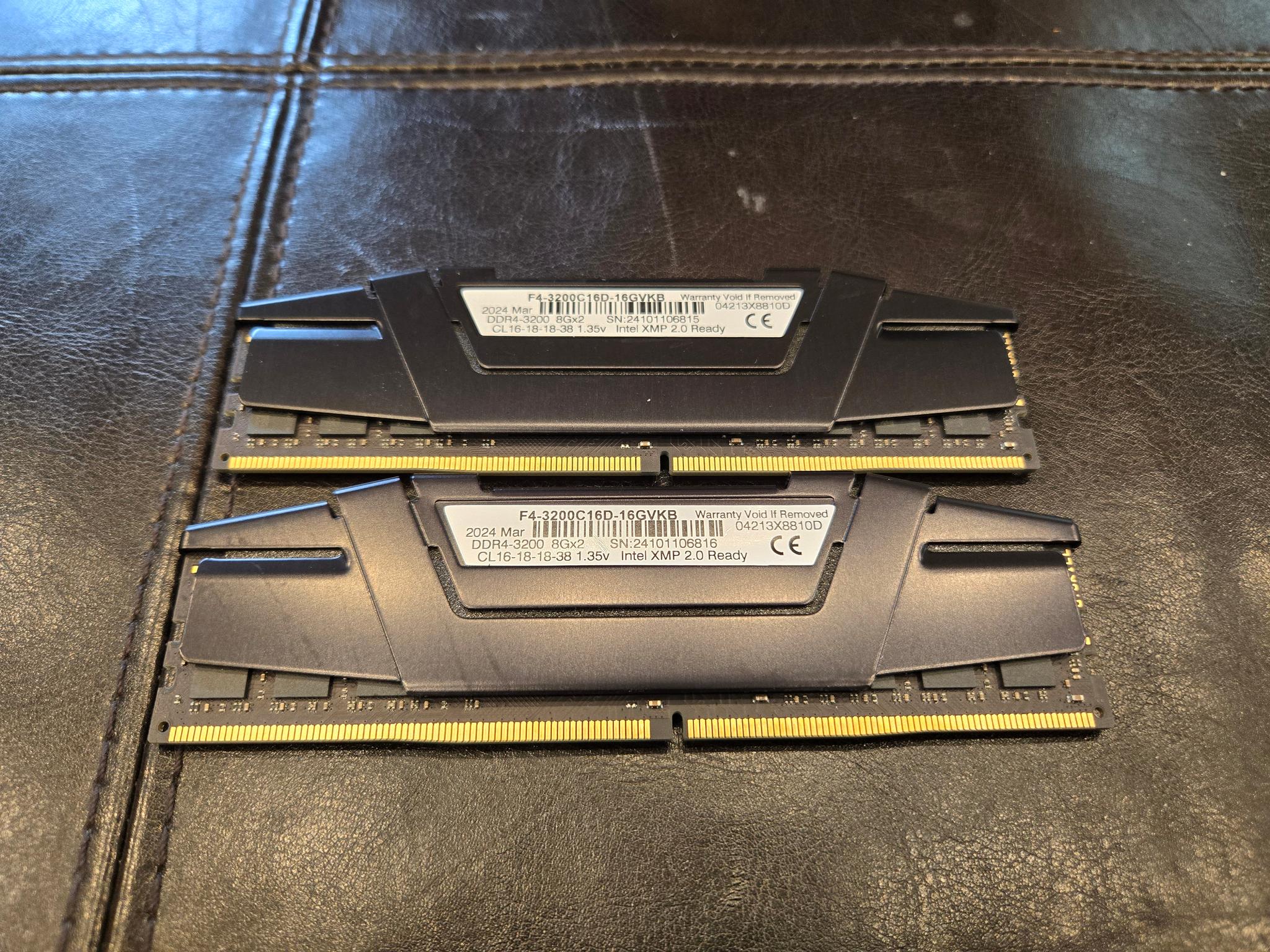 2x8GB DDR4-3200 C16 (G.Skill Ripjaws V) - Used