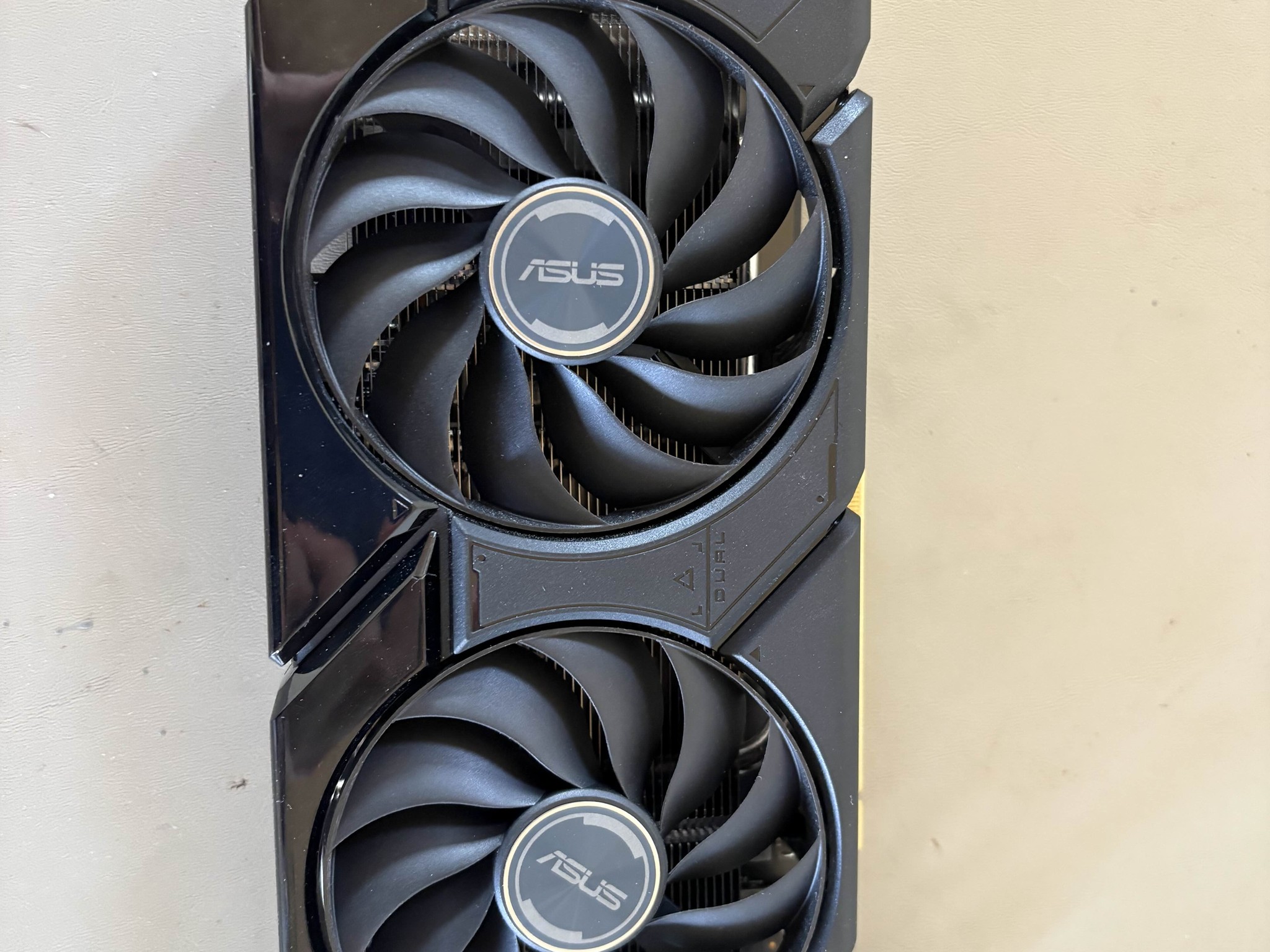 Asus RTX 4060 8B