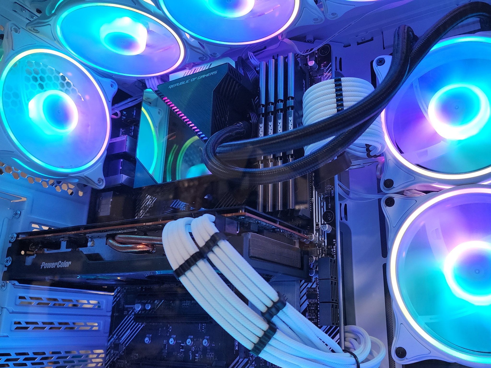 Gaming PC Ryzen 7 5800XT 32GB RAM 1TB SSD RX 6700 XT 12GB Windows 11 Computer