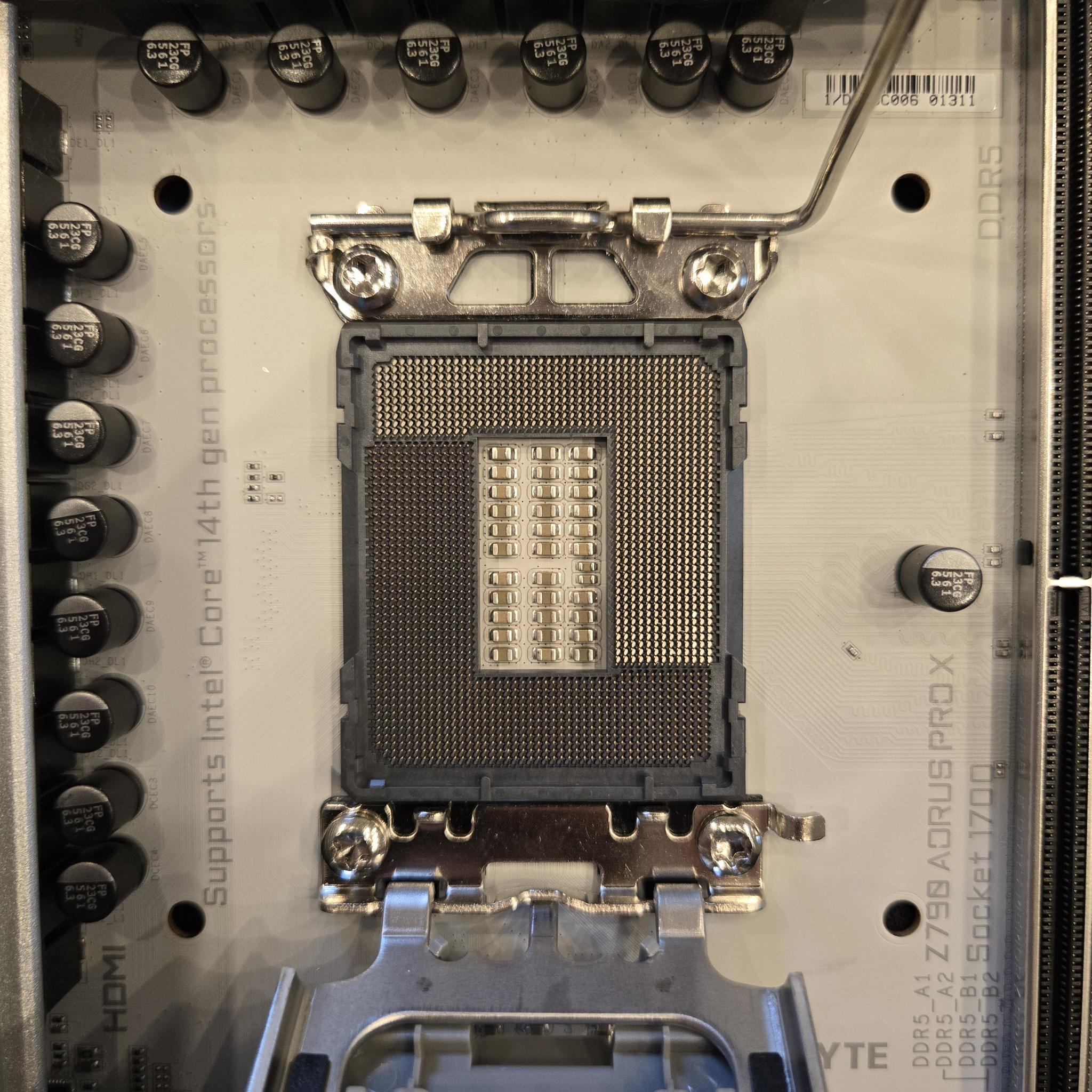 Gigabyte Z790 Aorus Pro X