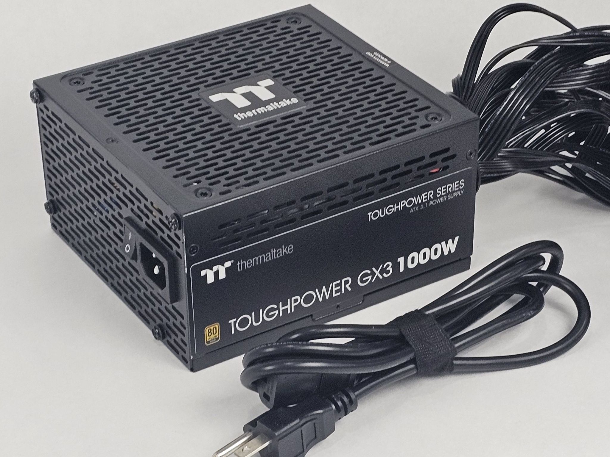 1000 Watt PSU Thermaltake Toughpower GX3 Power Supply