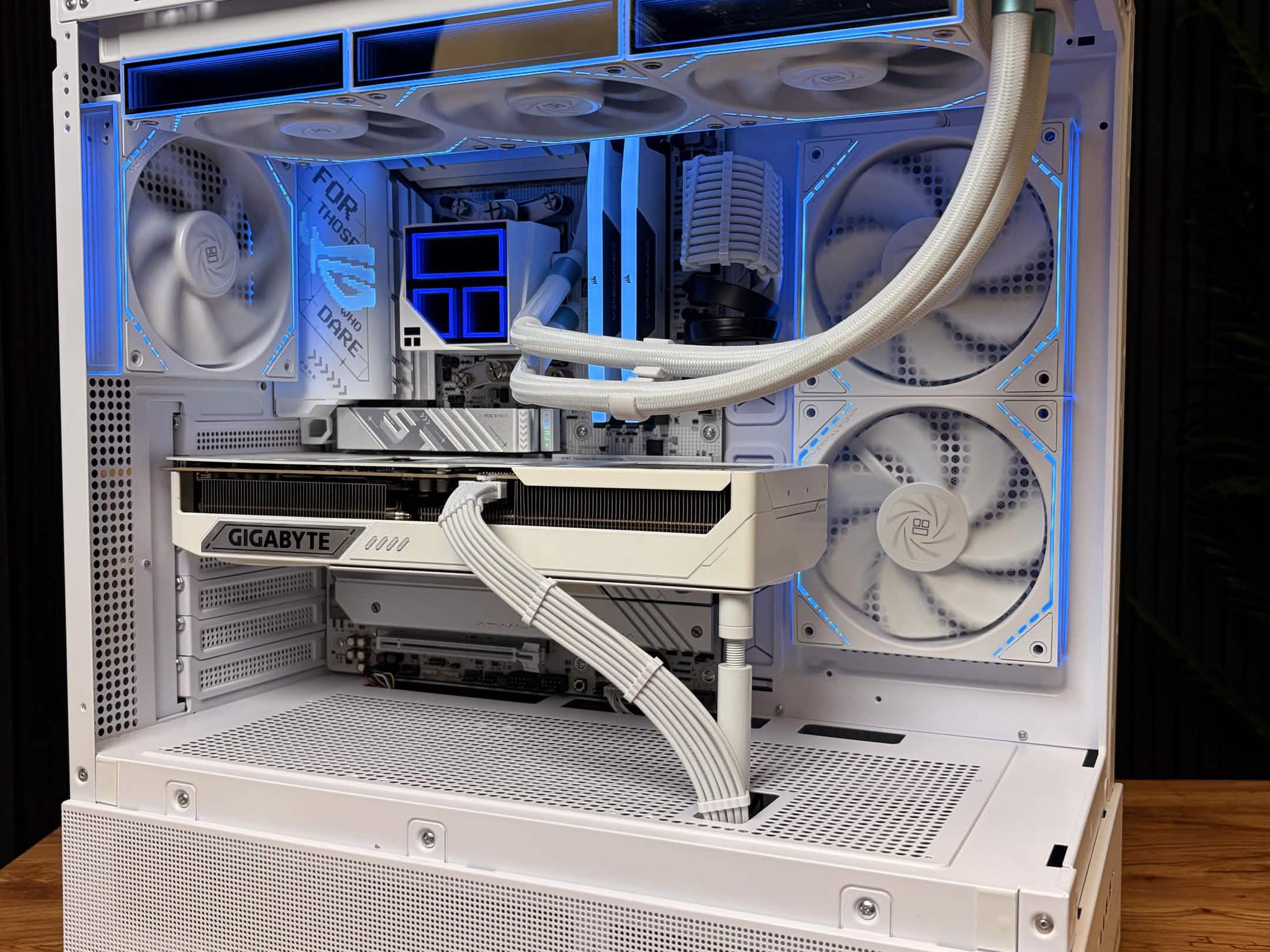 GeForce RTX 5080 Custom Gaming PC - Ryzen 7 9850X3D