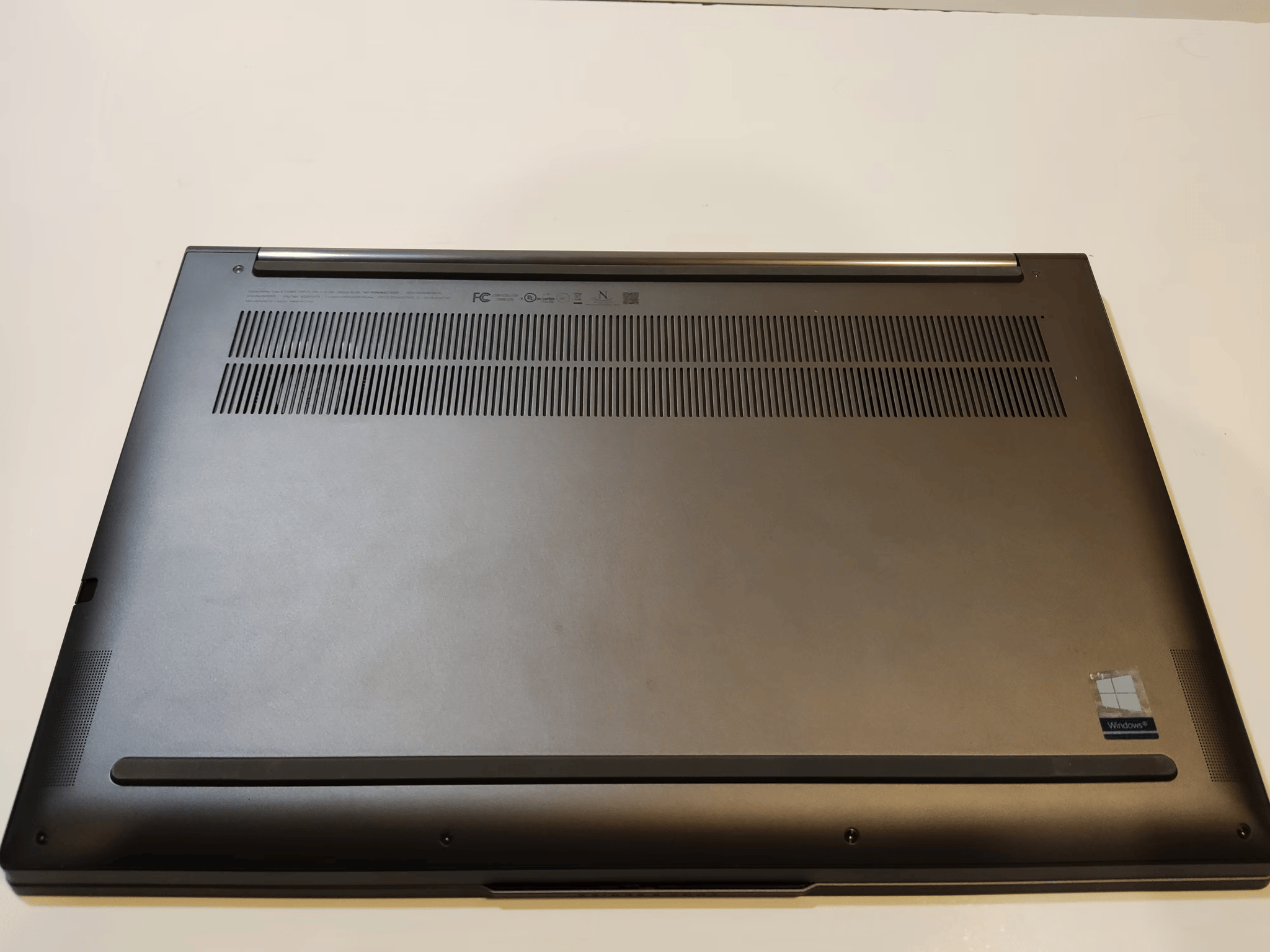 Lenovo Yoga 9i 15.6" 1080p 2-in-1 i7 10750H 1650Ti Laptop