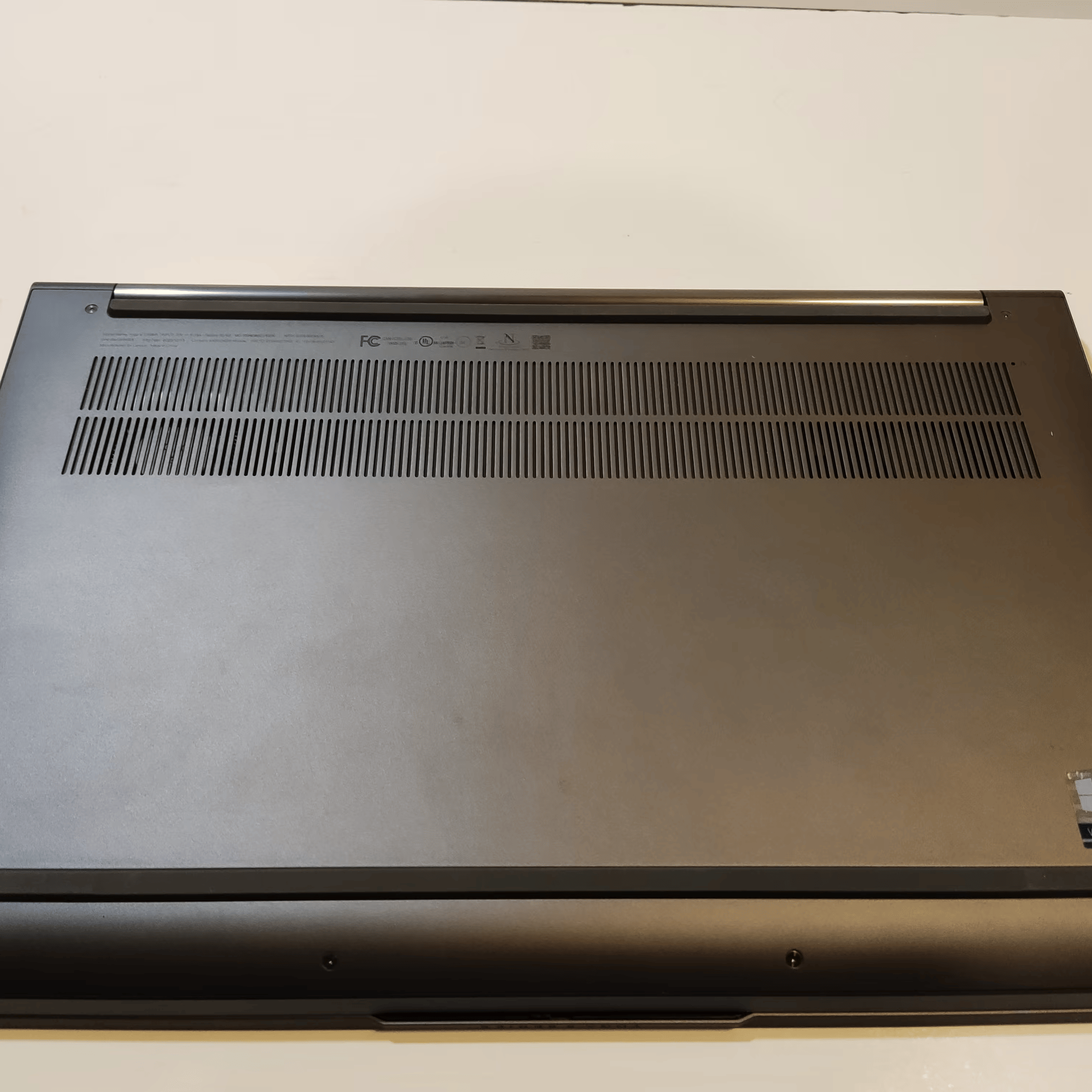Lenovo Yoga 9i 15.6" 1080p 2-in-1 i7 10750H 1650Ti Laptop