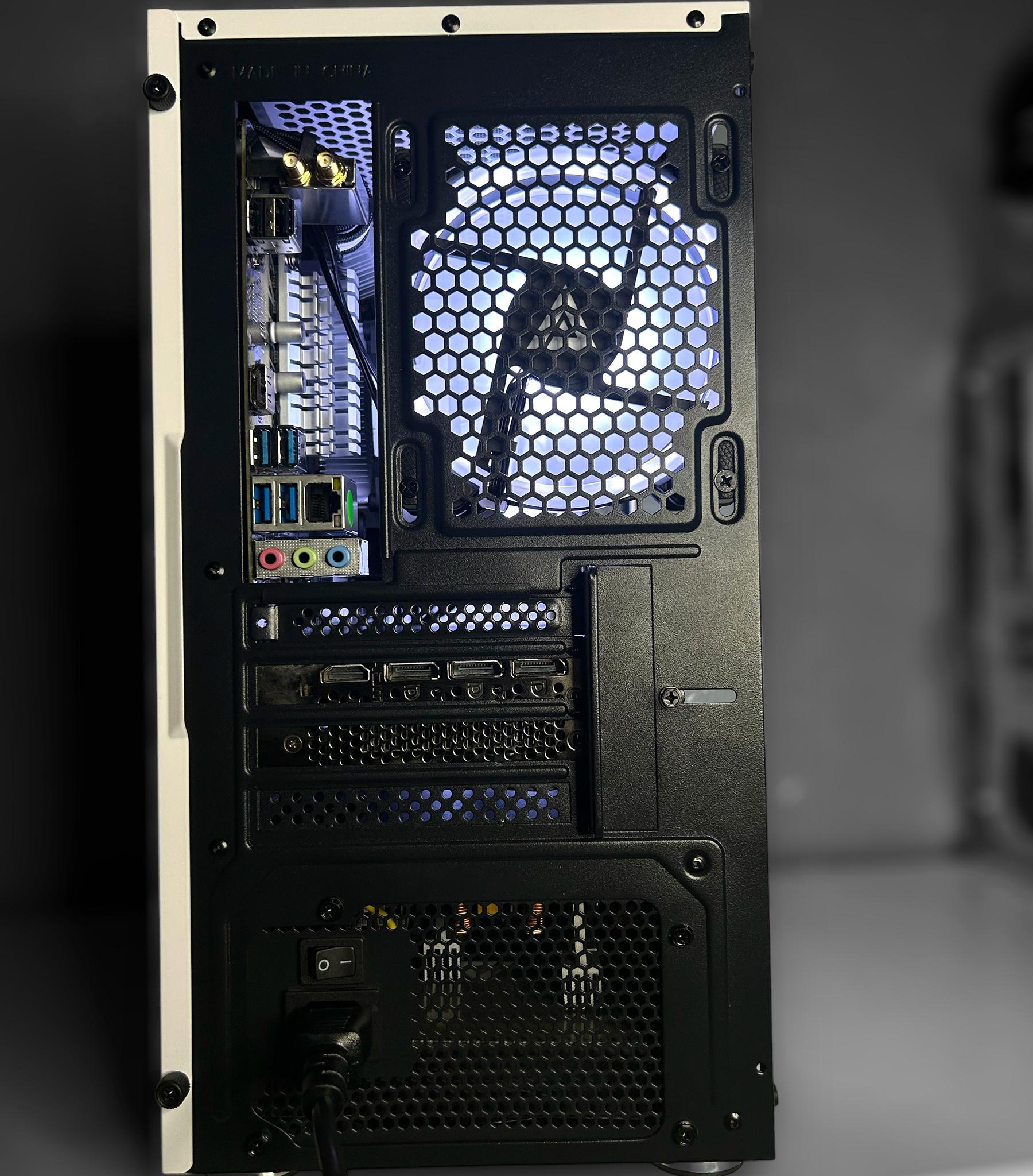 ⚫️⚪️⚫️ | MSI RTX 3060 Ti | Ryzen 5 5600 | Neo Forza 16GB 3600Mhz | 1TB NVME