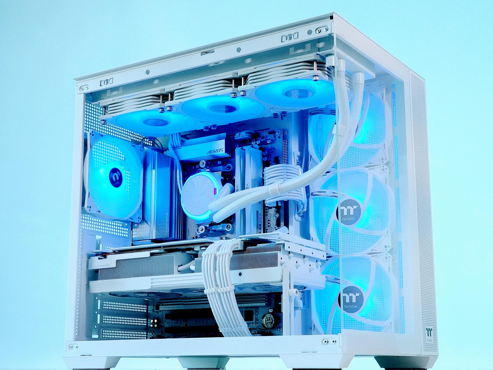 ❄️🤍Let It Snow!🌨️Nvidia RTX 4070 Super🌨️AMD Ryzen 7 8700F🌨️32GB DDR5🌨️1TB NVME