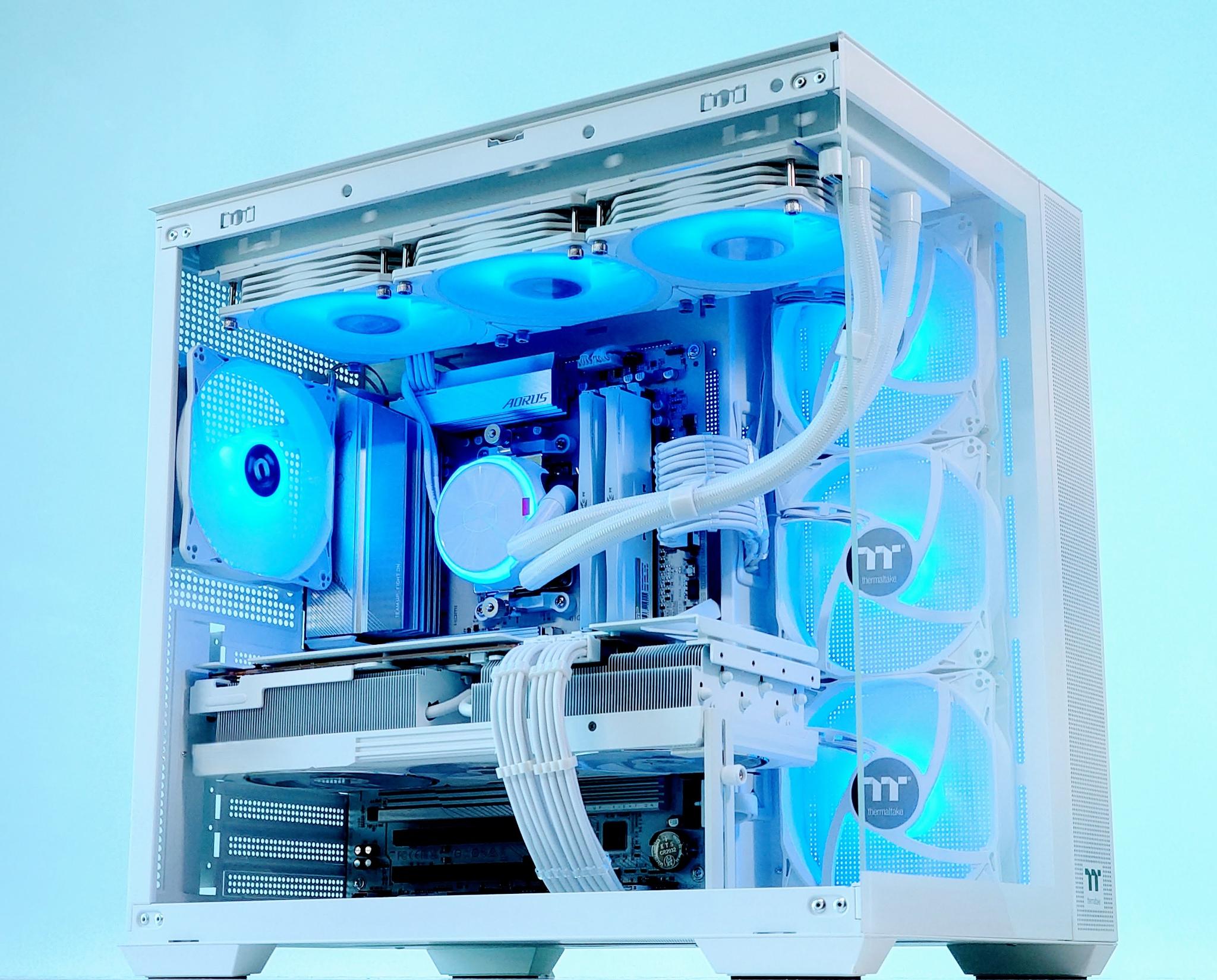 ❄️🤍Let It Snow!🌨️Nvidia RTX 4070 Super🌨️AMD Ryzen 7 8700F🌨️32GB DDR5🌨️1TB NVME