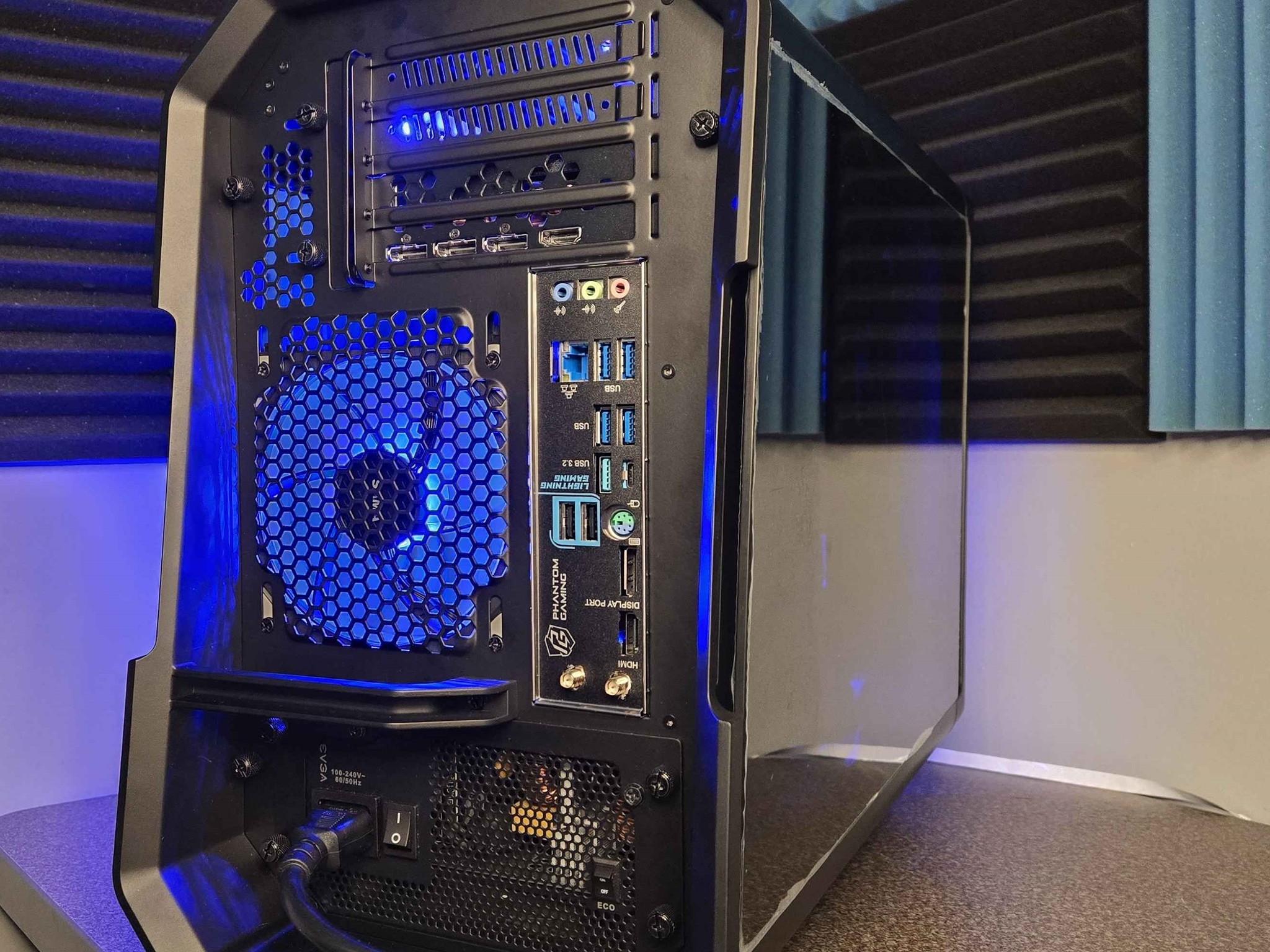 Handstand: 5900X RTX3070 32GB inverted micro-sized build