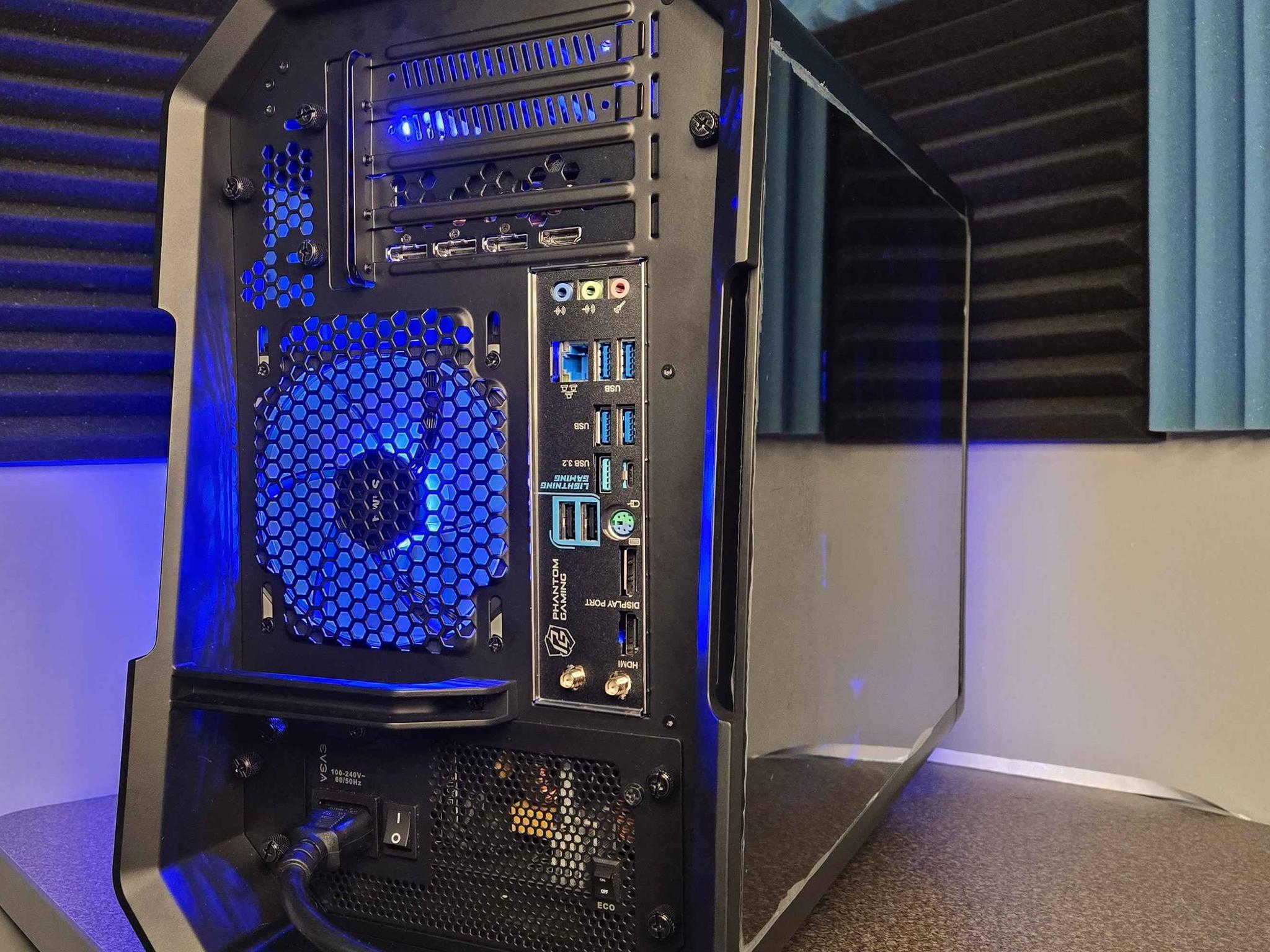 Handstand: 5900X RTX3070 32GB inverted micro-sized build