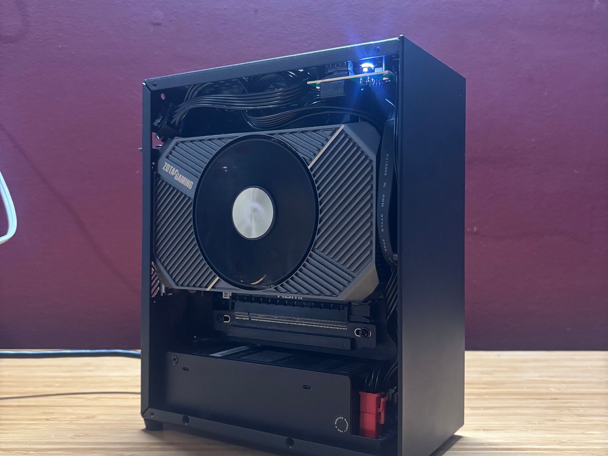 SFF GAMING PC 980 PRO SSD RYZEN 9 9900x RTX 5060, 16GB RAM, 1TB NVMe SSD