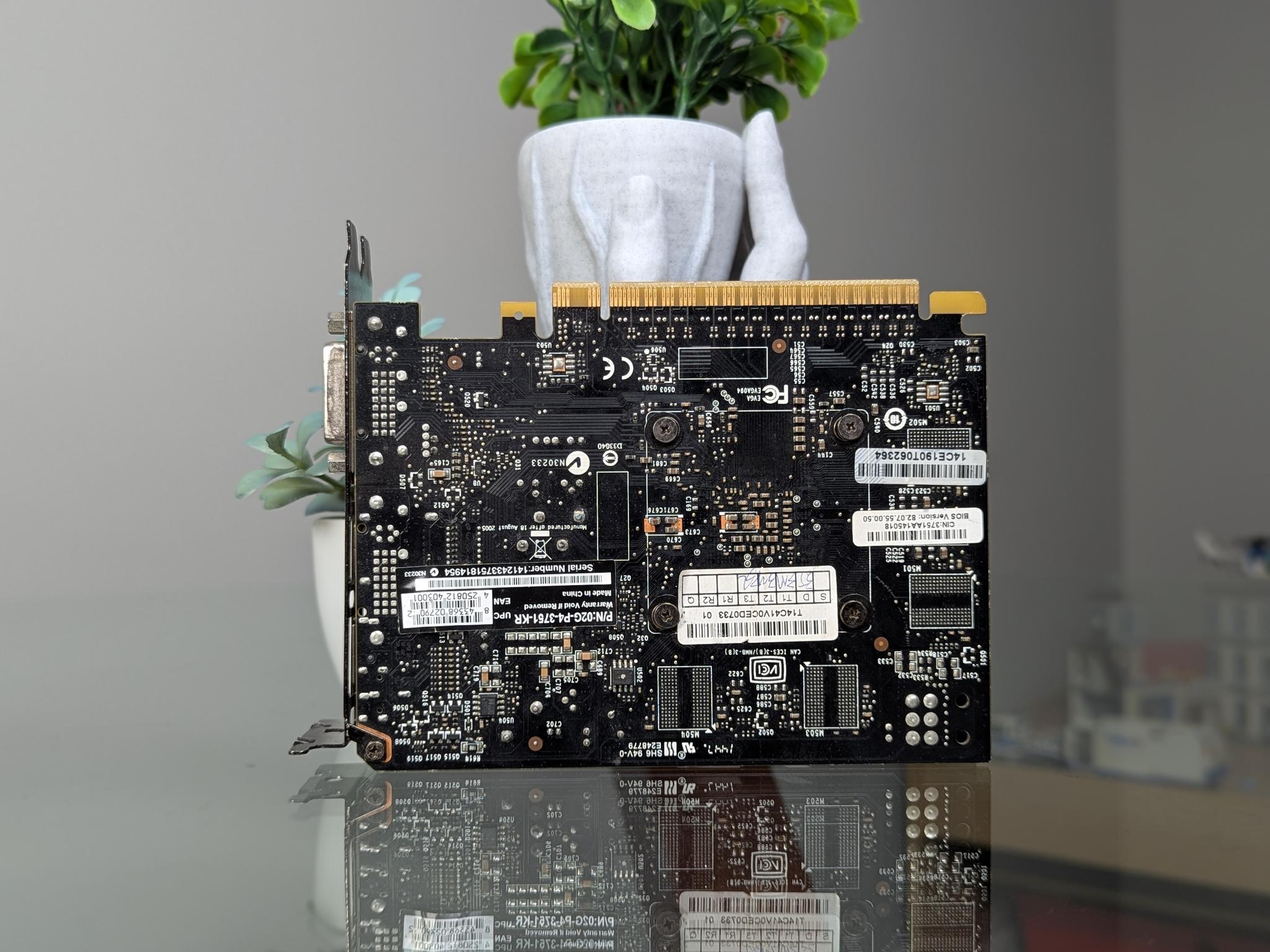 EVGA GTX 750Ti | Please Read Description | Powers On, But No Video Signal (??)