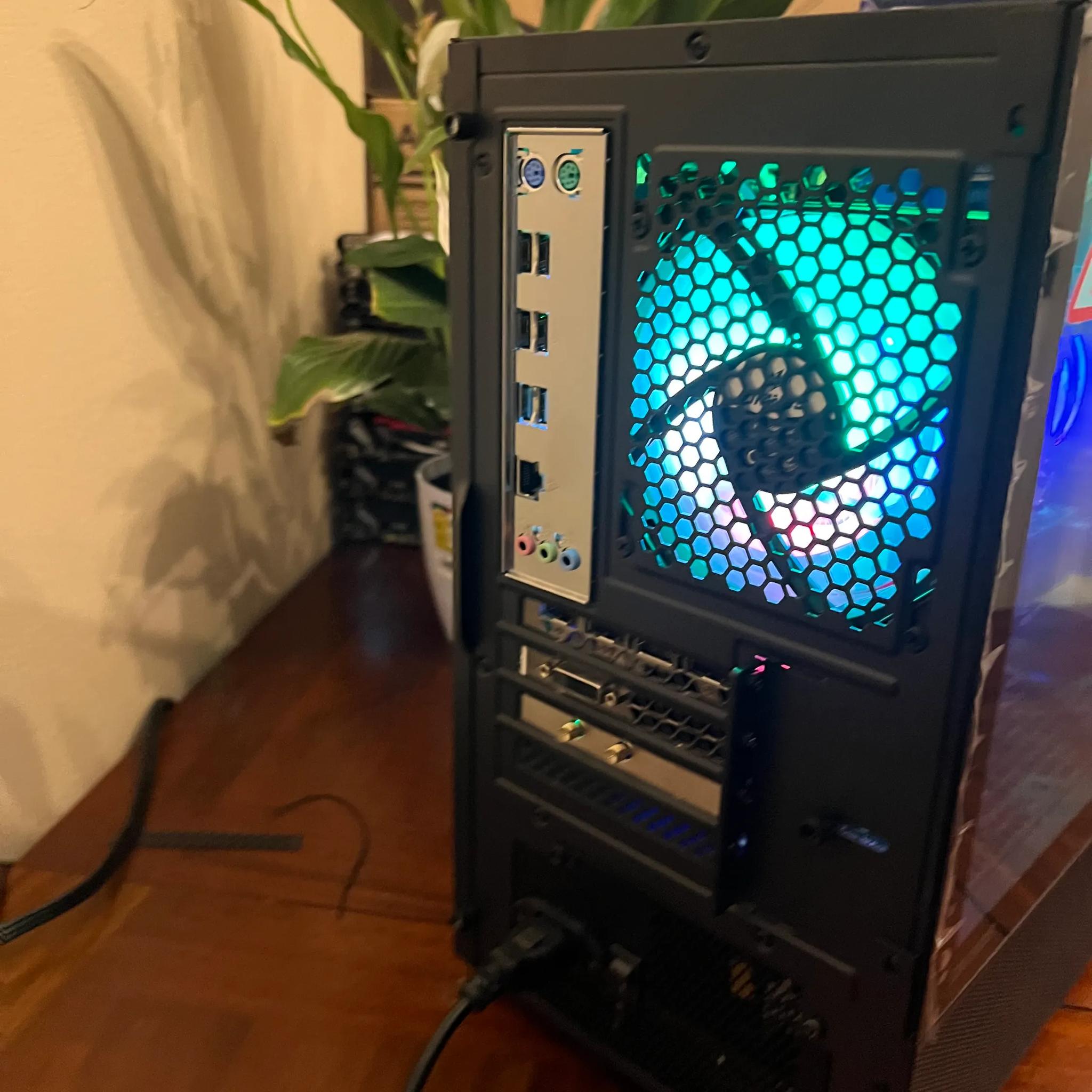 Intel 10 Core Gaming PC GTX 1070 1tb NVME SSD 16GB RAM WIFi WINDOWS 10 Pro