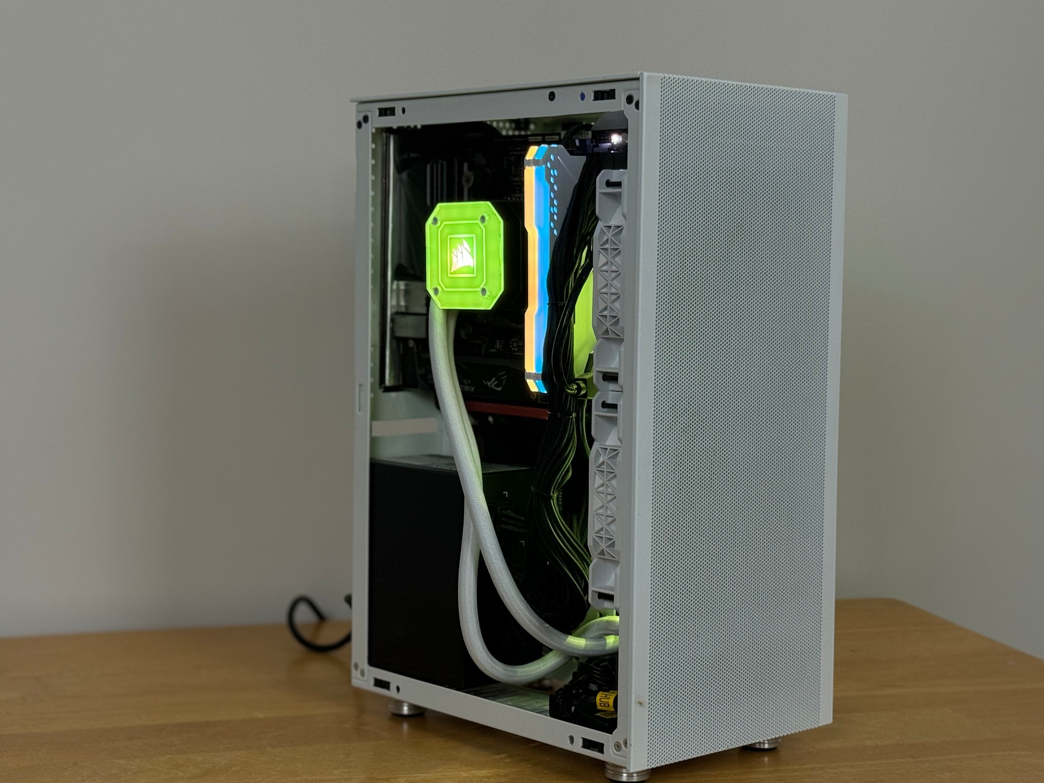 SUMMER SALE! RGB Watercooled ITX SFF Ryzen 5600X RX 6600 XT White and Black Gaming/Streaming Pc
