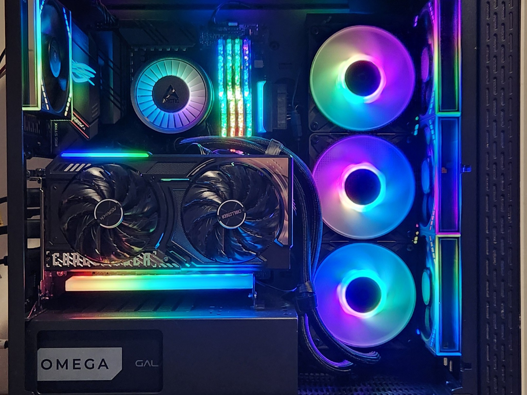Ryzen 7 5800X - Radeon 9060 XT 16GB - 64GB G.Skill Trident Z Royal (DDR4 3600)