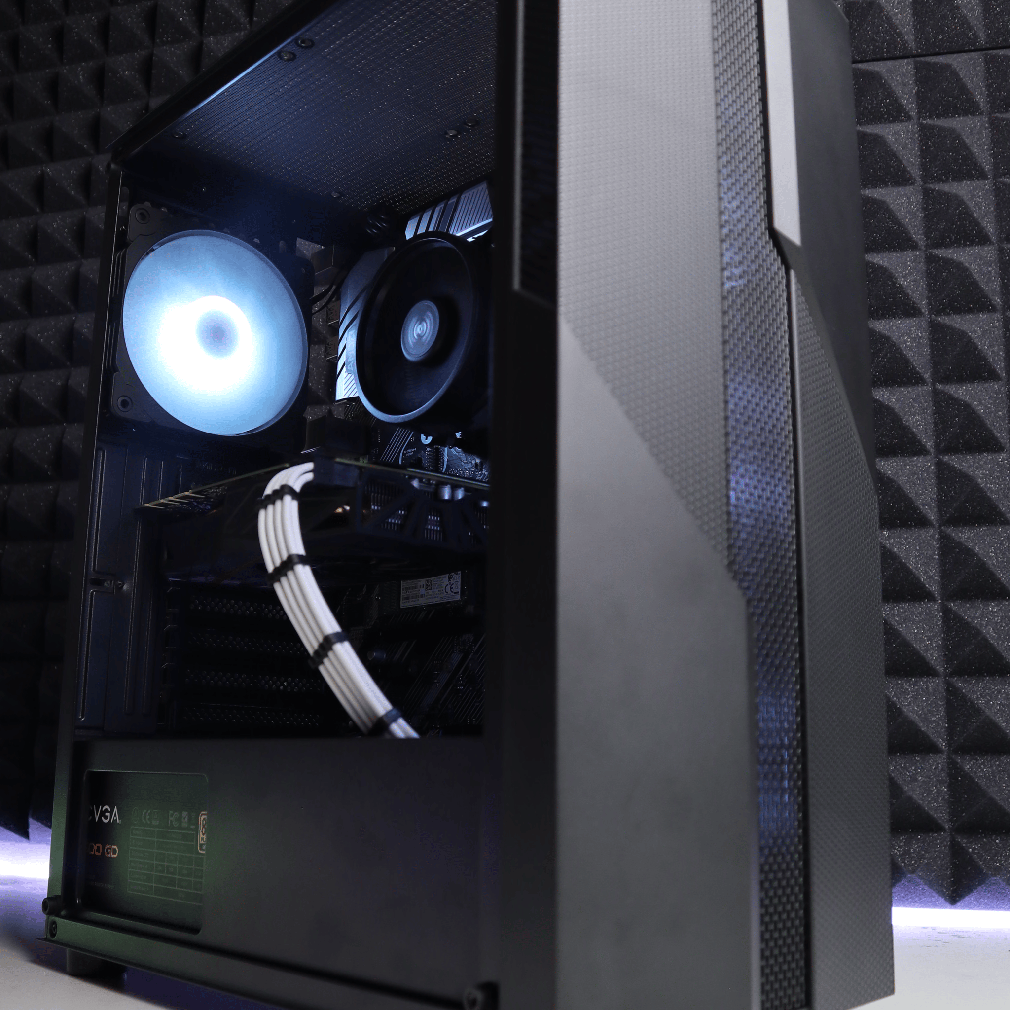 Lunar | Ryzen 7 2700/GTX 1070 FREE SHIPPING