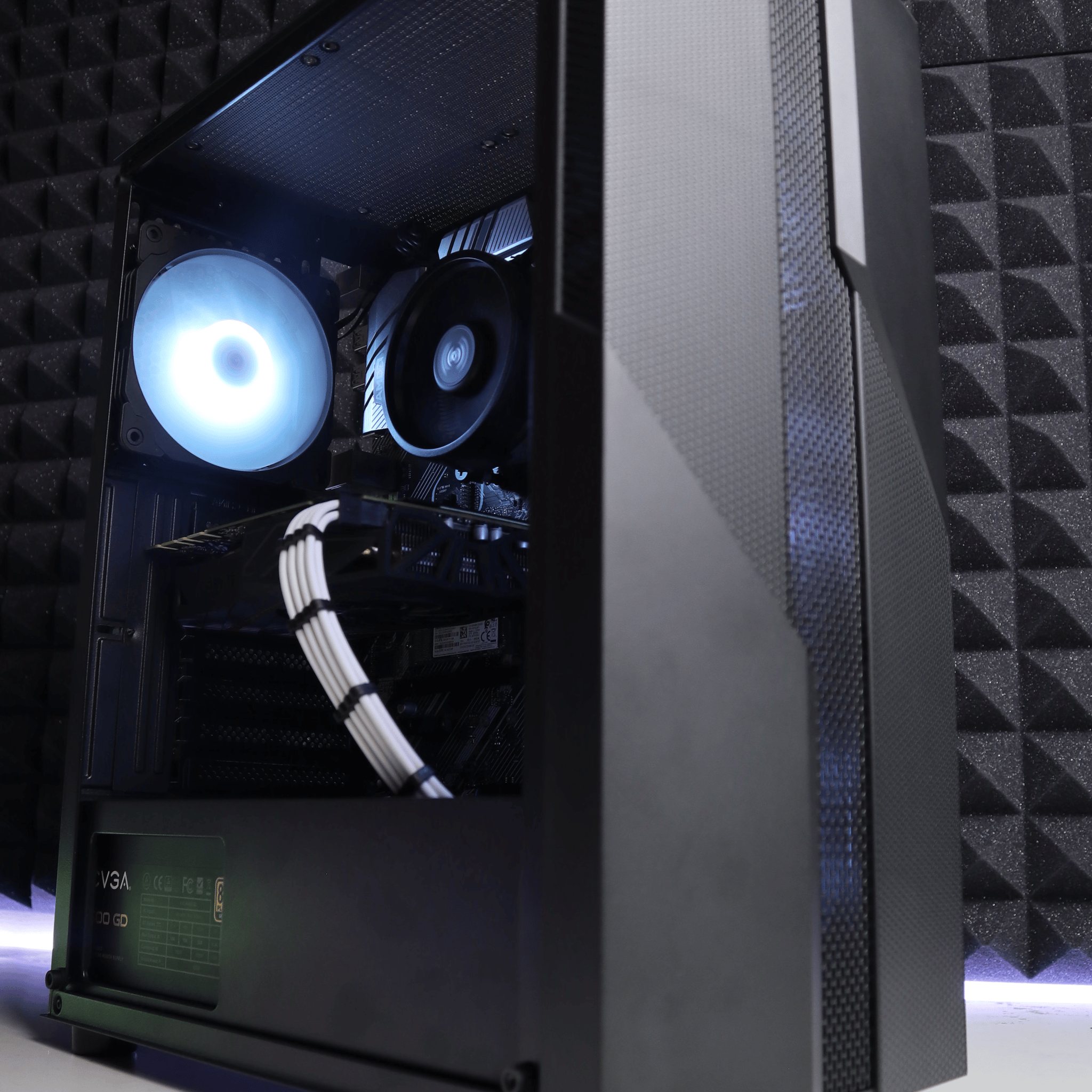 Lunar | Ryzen 7 2700/GTX 1070 FREE SHIPPING