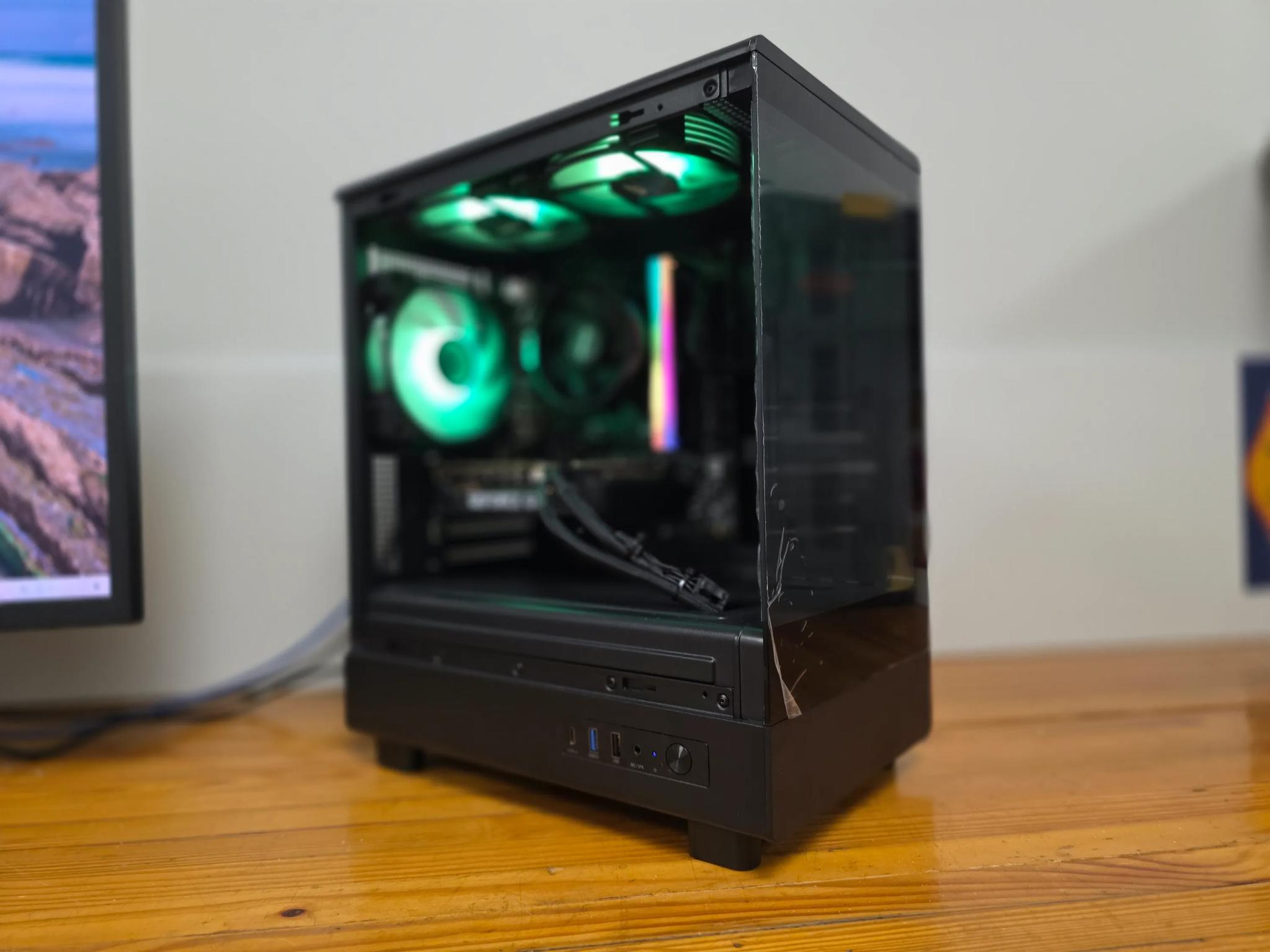 1080p Custom Gaming PC Computer (Ryzen R5 6 Core, GTX 1660 Super, 16 gb DDR4)