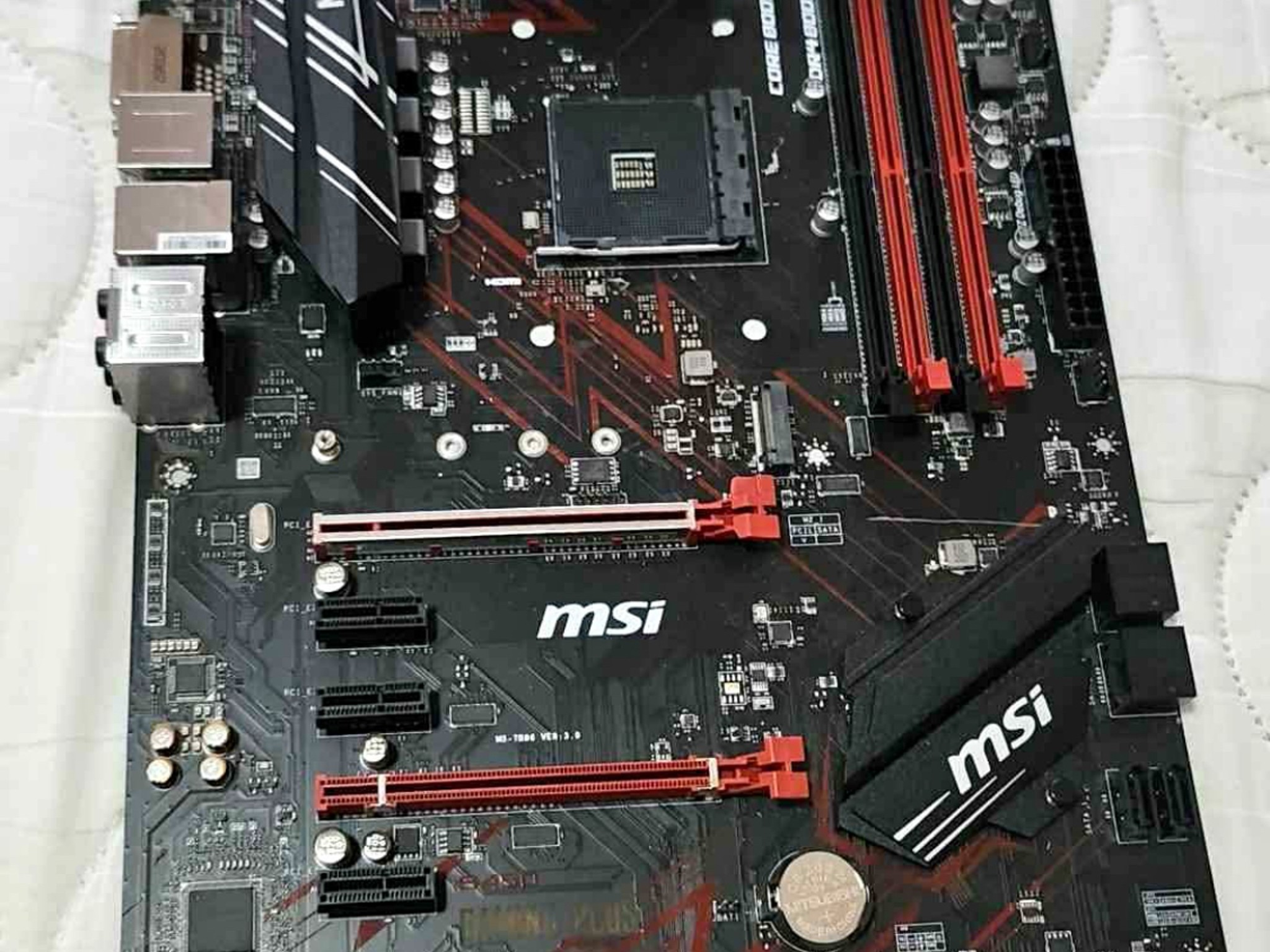 MSI B450 GAMING PLUS MAX AMD DDR4 MOTHERBOARD NO I/O SHIELD
