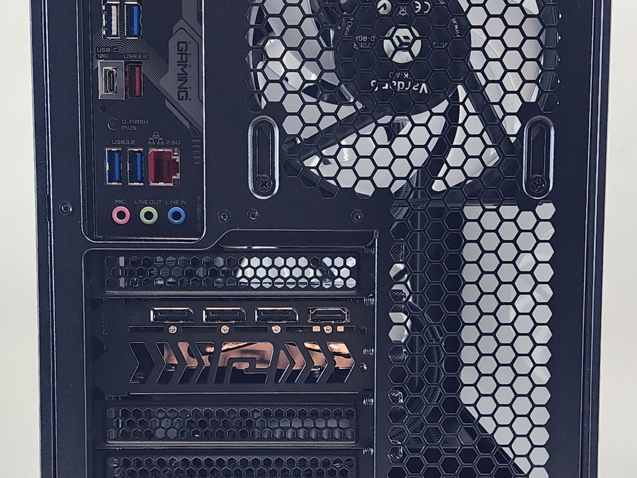 Gaming PC Ryzen 7 7800X3D 32GB RAM 1TB SSD RX 7800 XT 16GB Windows 11 Computer