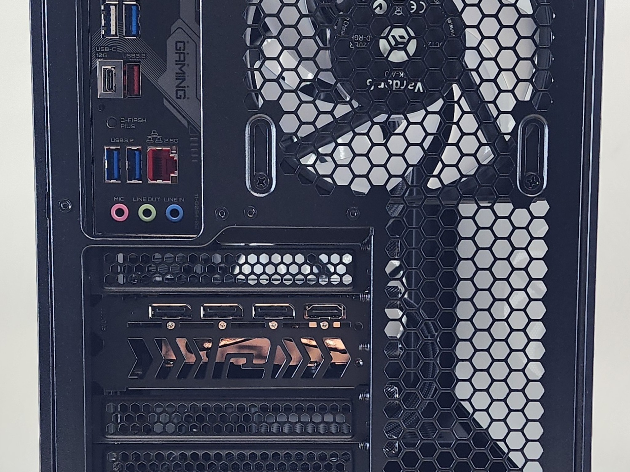 Gaming PC Ryzen 7 7800X3D 32GB RAM 1TB SSD RX 7800 XT 16GB Windows 11 Computer