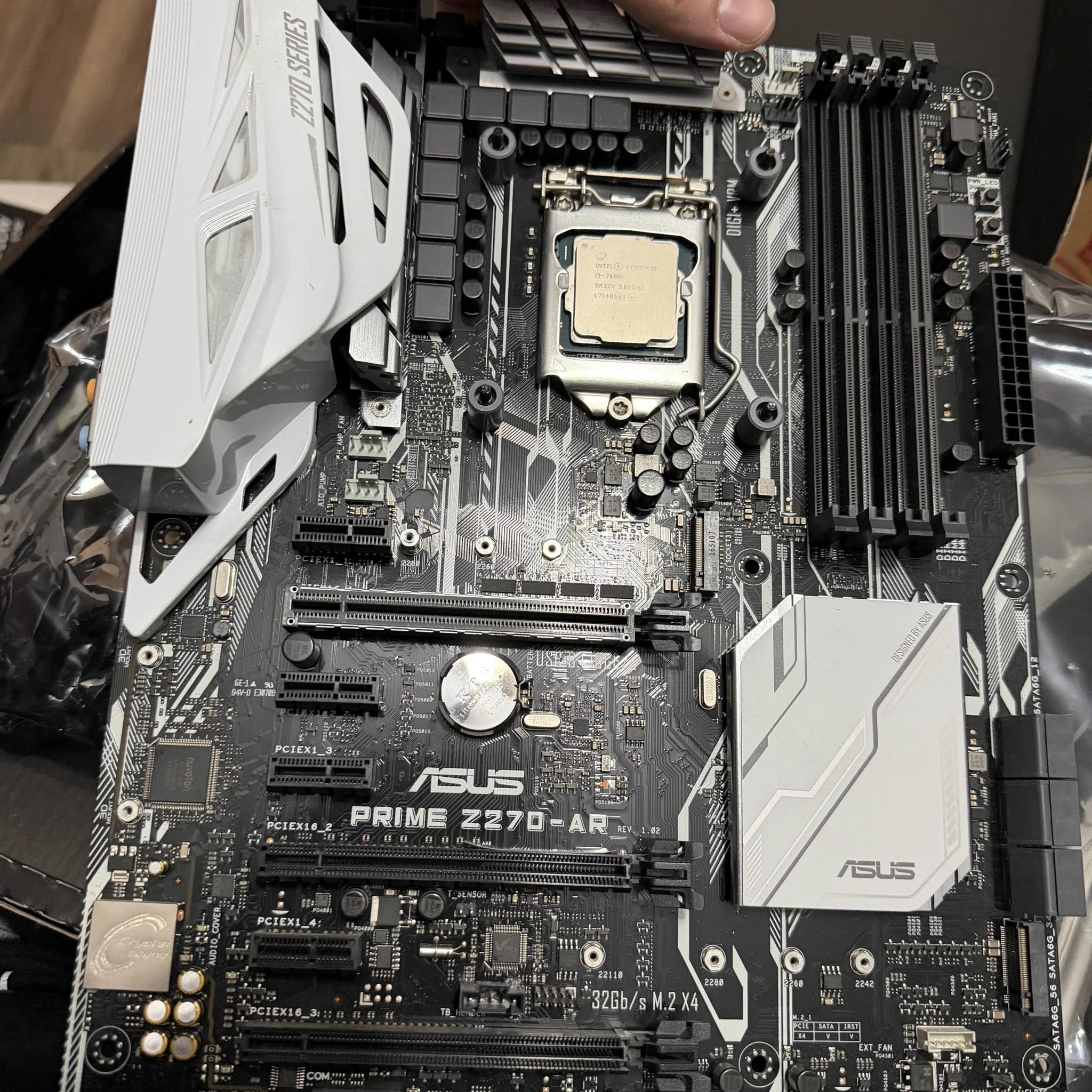 Intel i5-7600k with ASUS Aura Prime z270-AR motherboard and ID Cooling AIO
