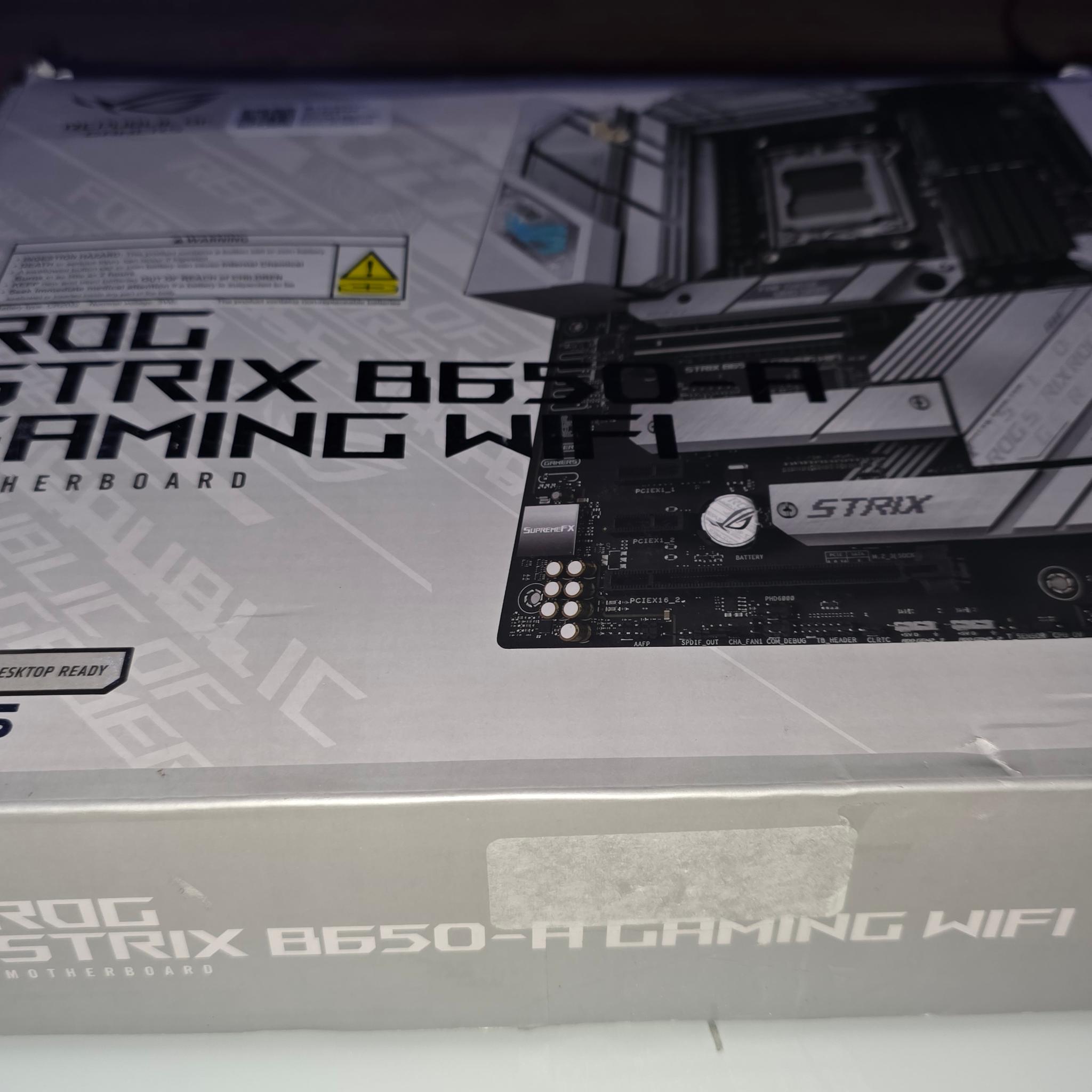 ASUS ROG Strix B650-A Gaming WiFi (White) - Brand New, Never Used