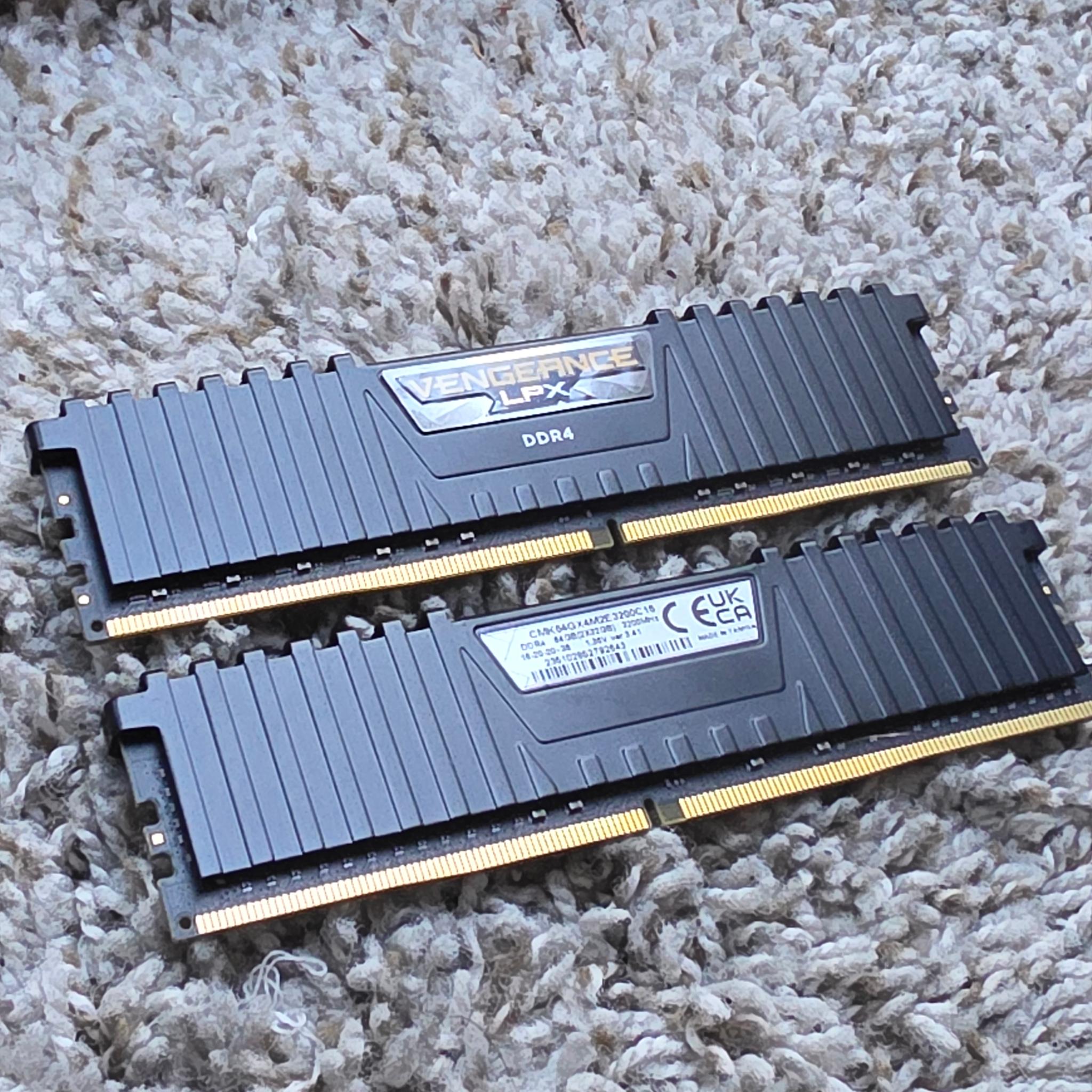 64GB (2x32) DDR4 RAM 3200 Mhz CL 16 Corsair Vengeance