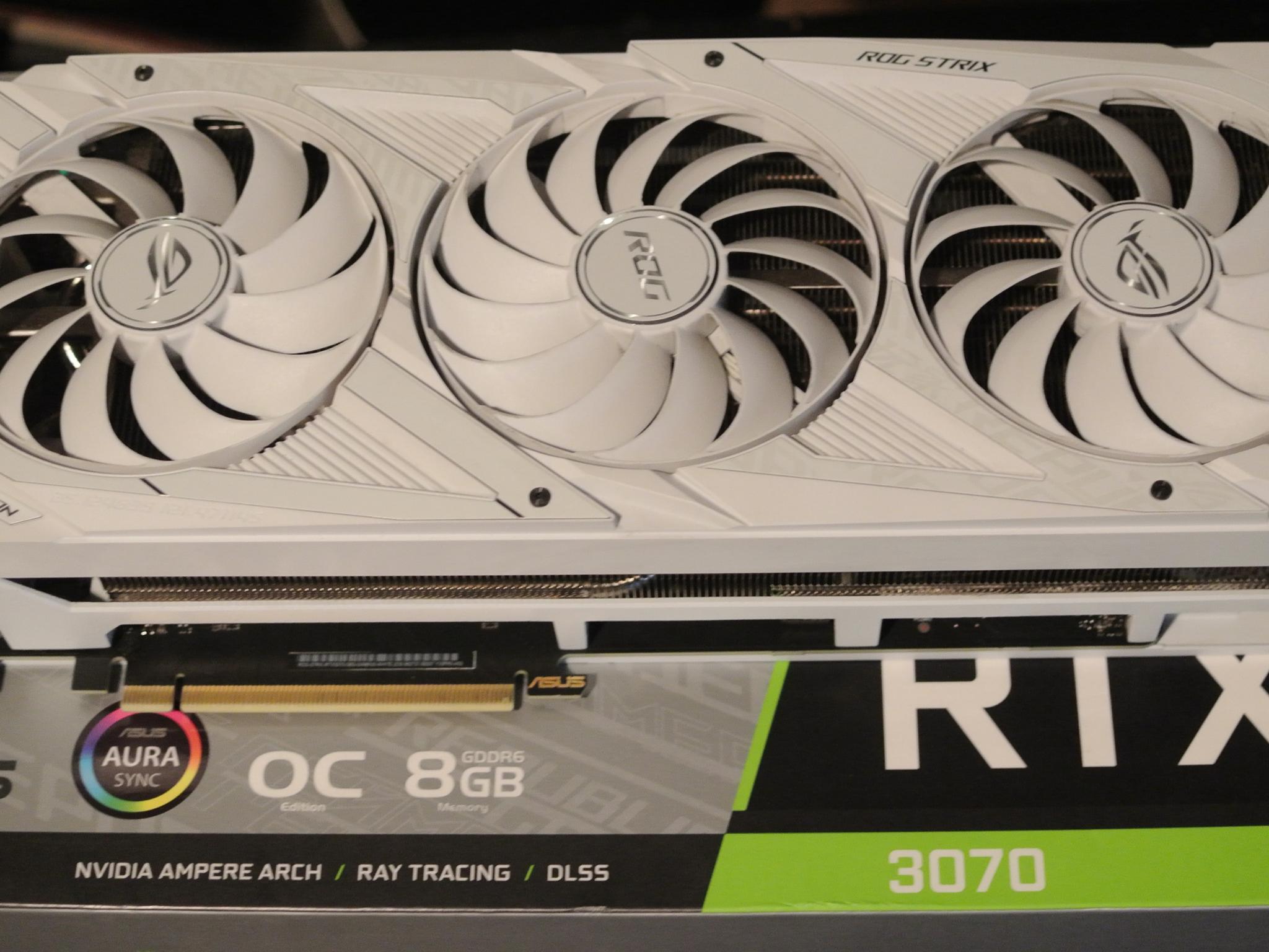 ASUS ROG Strix GeForce RTX 3070 White OC V2 LHR - Image 2