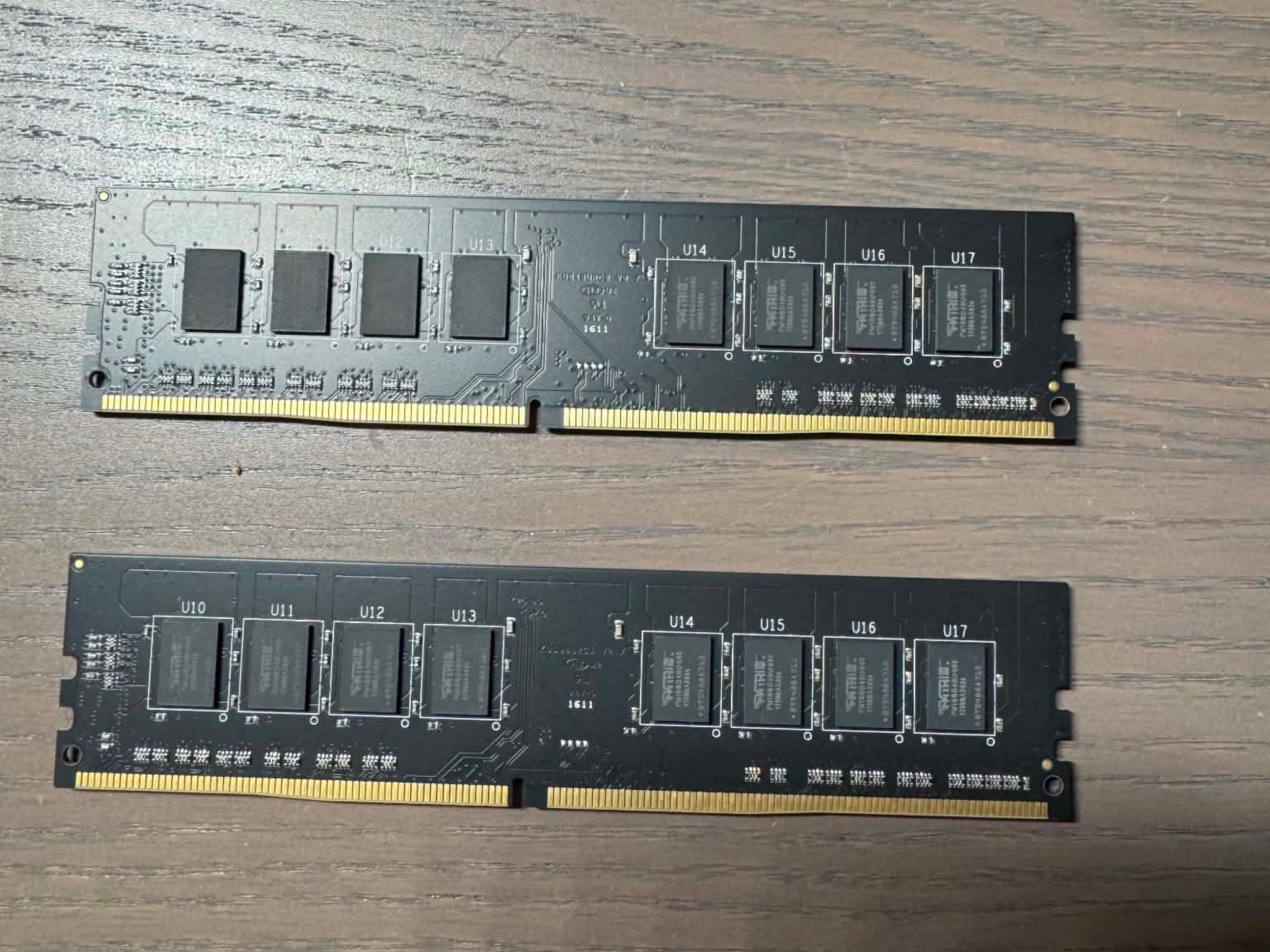Patriot Memory 32GB (2x16GB) DDR4 2400MHz UDIMM Memory Module PSD416G24002