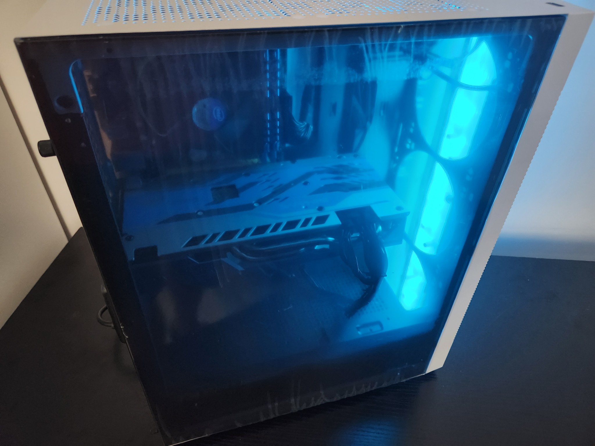 THE BLUE BOMBER ULTRA budget 1080 P gaming pc!