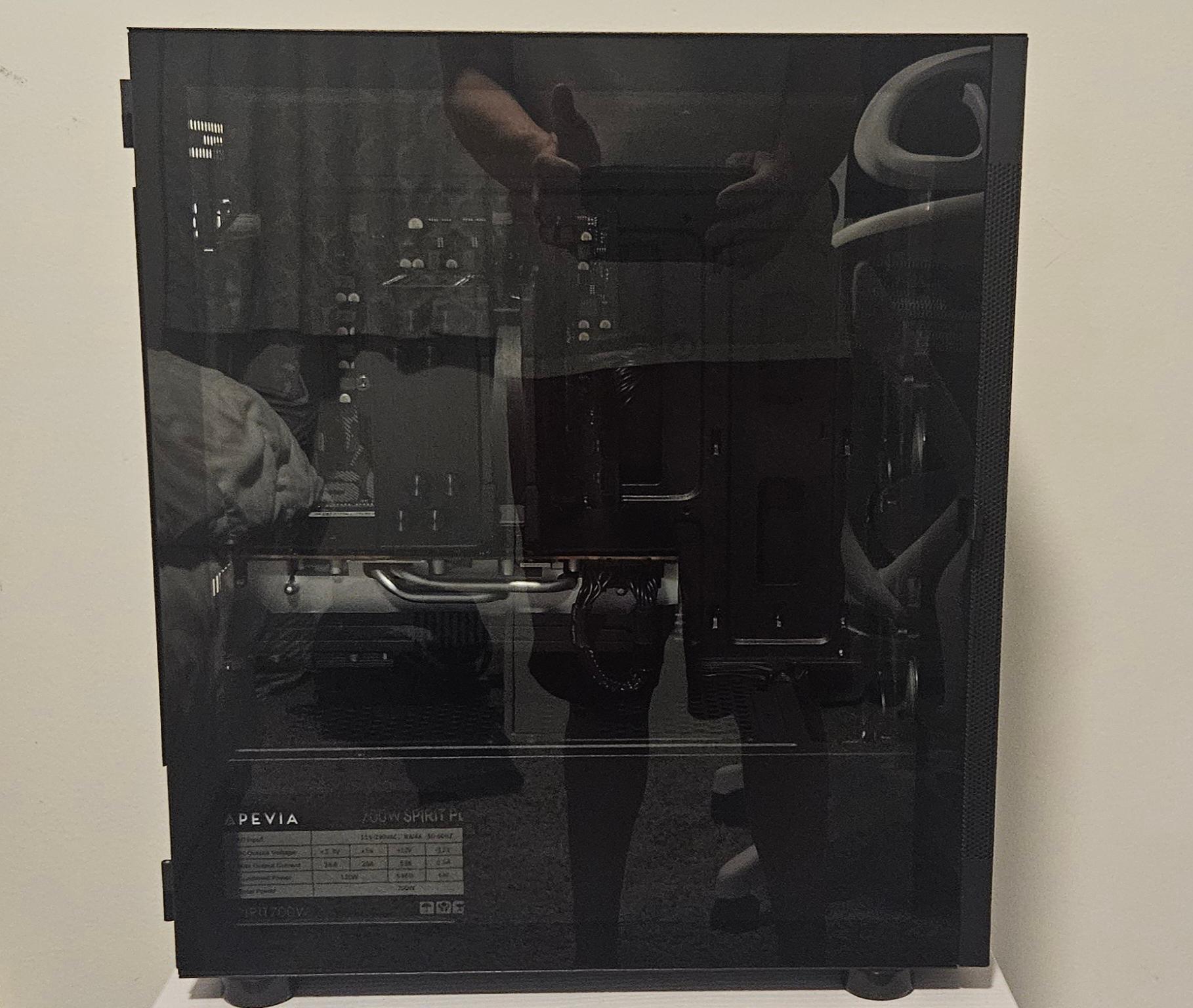 Stealth Knight Ryzen 5500 and RX 5700XT