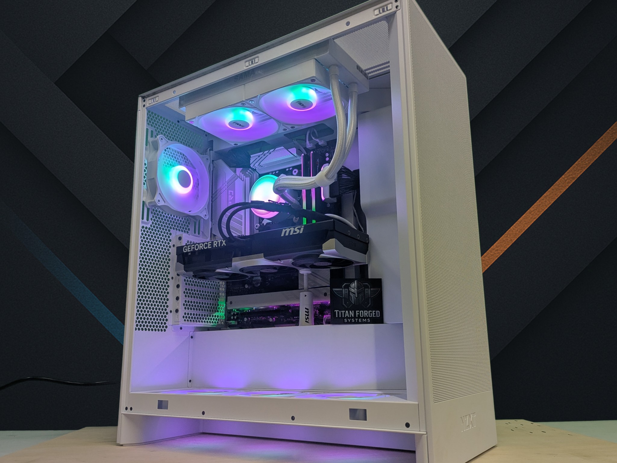 🌸 Livna | MSI Ventus 3X 5070 12GB | 🔹 AMD 9600X | Clean White Build | 32GB DDR5 | 2TB NVMe