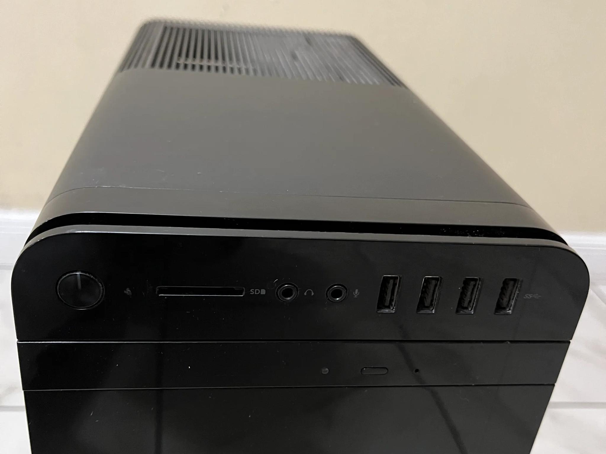 🔵AMD W5700 8GB, Intel i7-7700, 1 TB Storage, 16 GB RAM, High Performance Dell XPS 8920 Gaming PC🟢