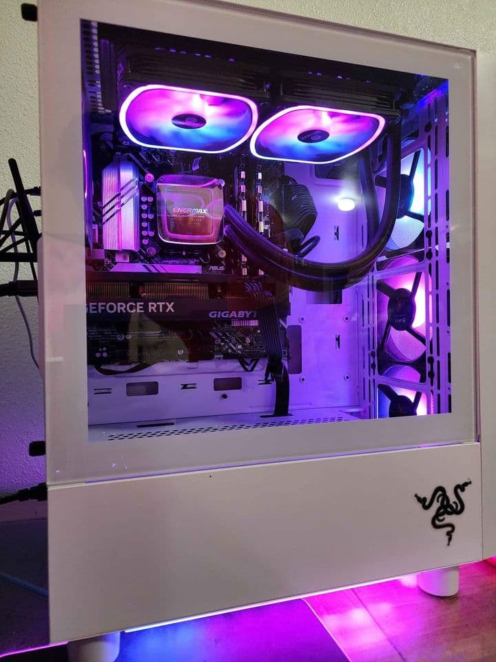 BLACK FRIDAY** Like NEW Skytech Archangel Gaming Pc