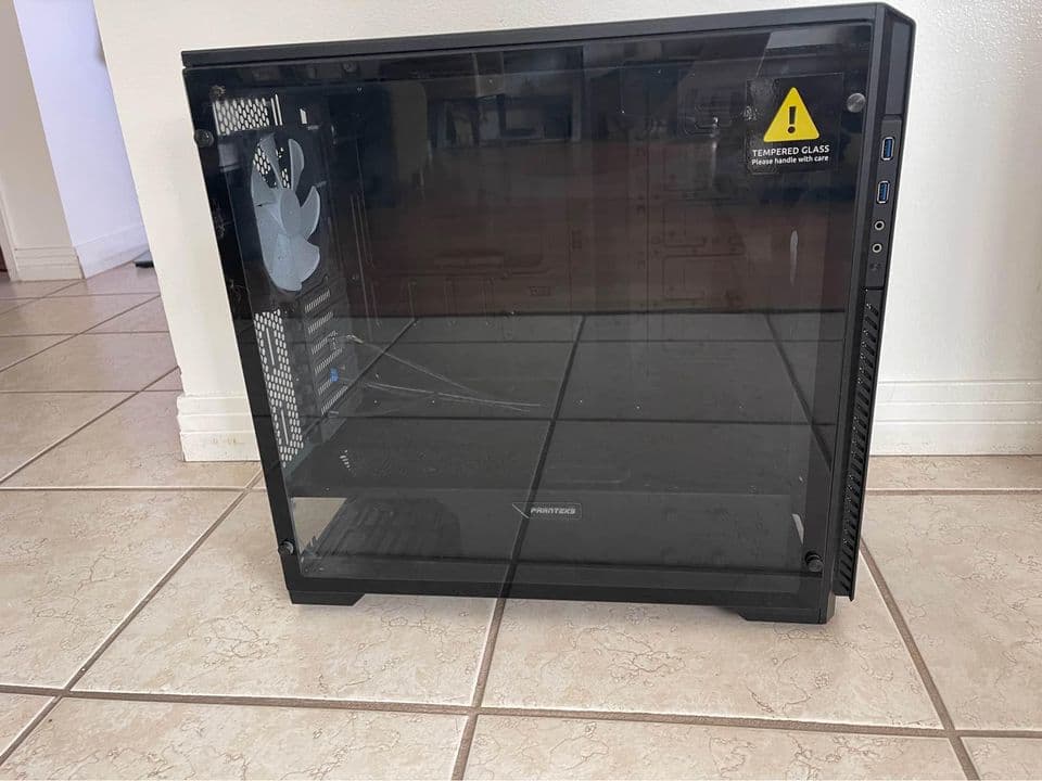 Black Phanteks Enthoo Pro Mid PC Gaming Tower Case