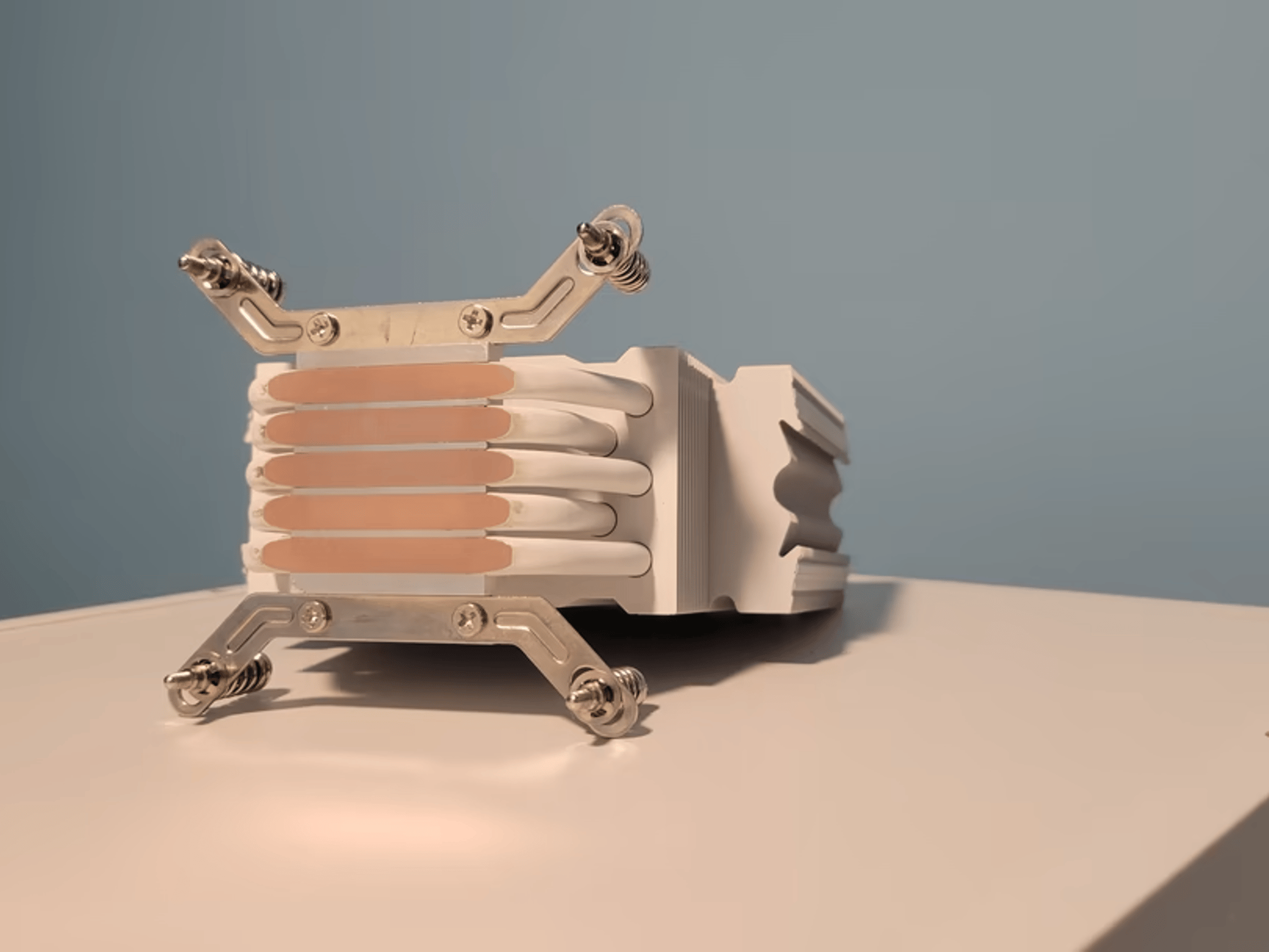 Gently USED Vetroo V5 CPU Cooler- White. Includes ALL Parts & Accessories