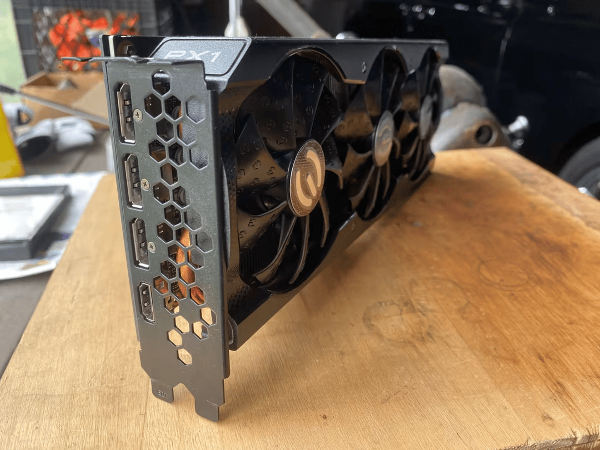 eVga nVidia GeForce RTX 3060 Ti FTW3 LHR 8GB Triple Fan