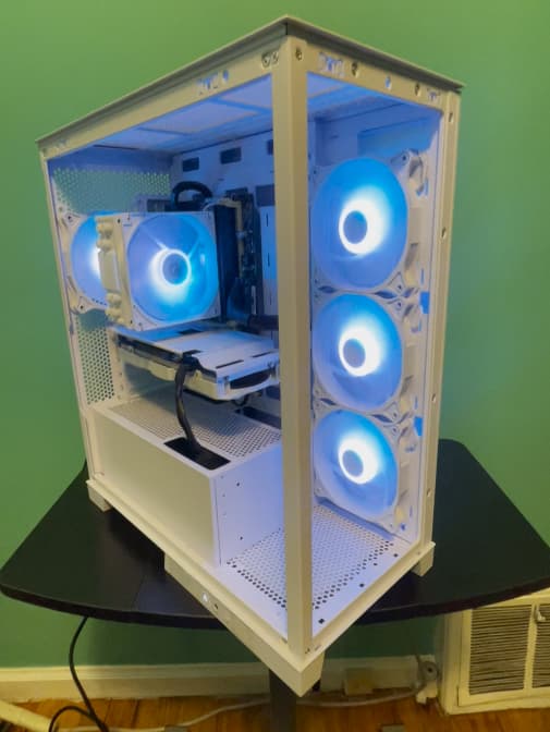 OPEN White Gaming PC| Intel i5 / Amd RX580 / 8GB / 500GB SSD Win 10 Pro WiFi
