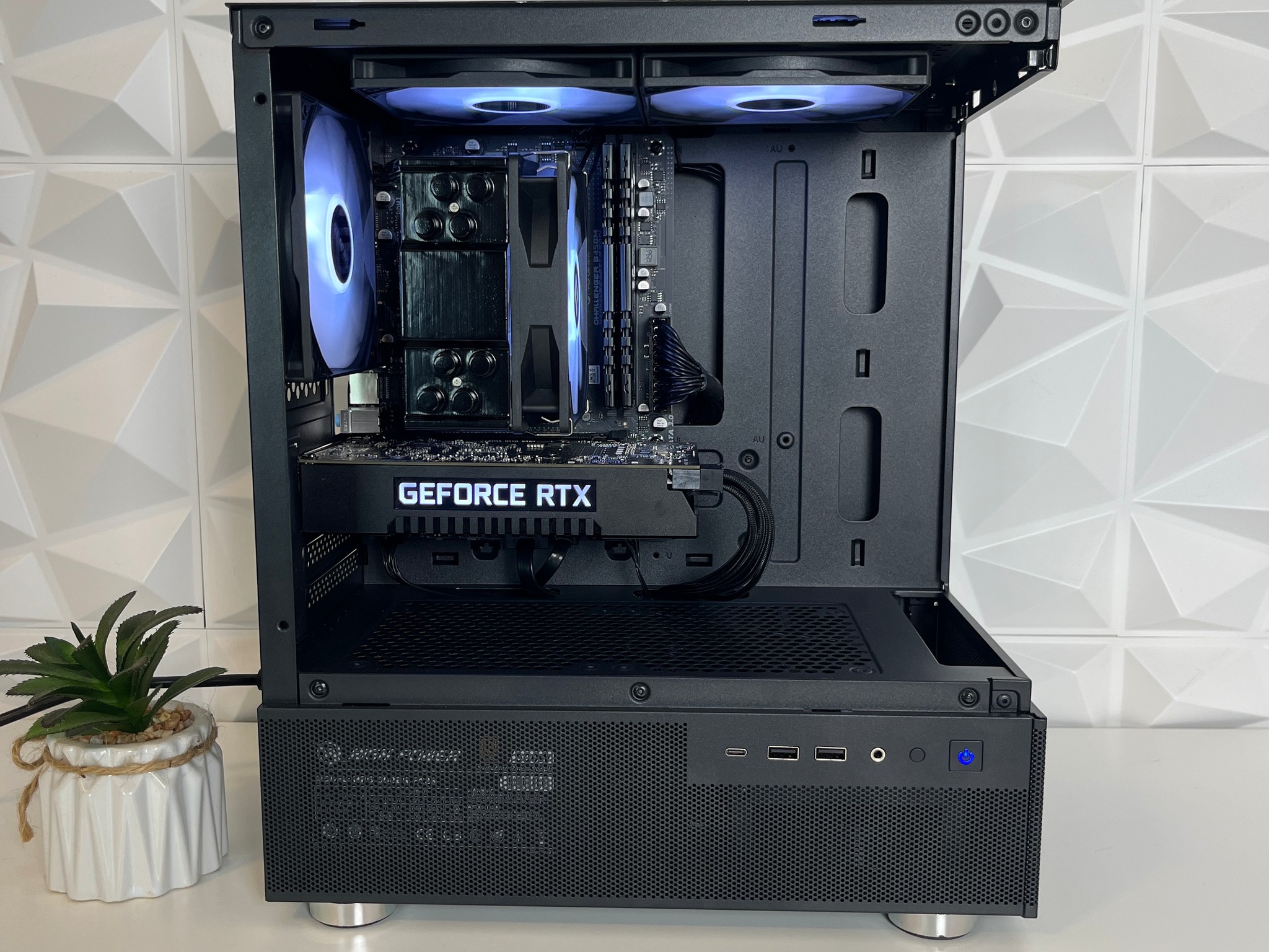 Black RGB Gaming PC | Ryzen 5 + RTX 2060 6GB | 16GB