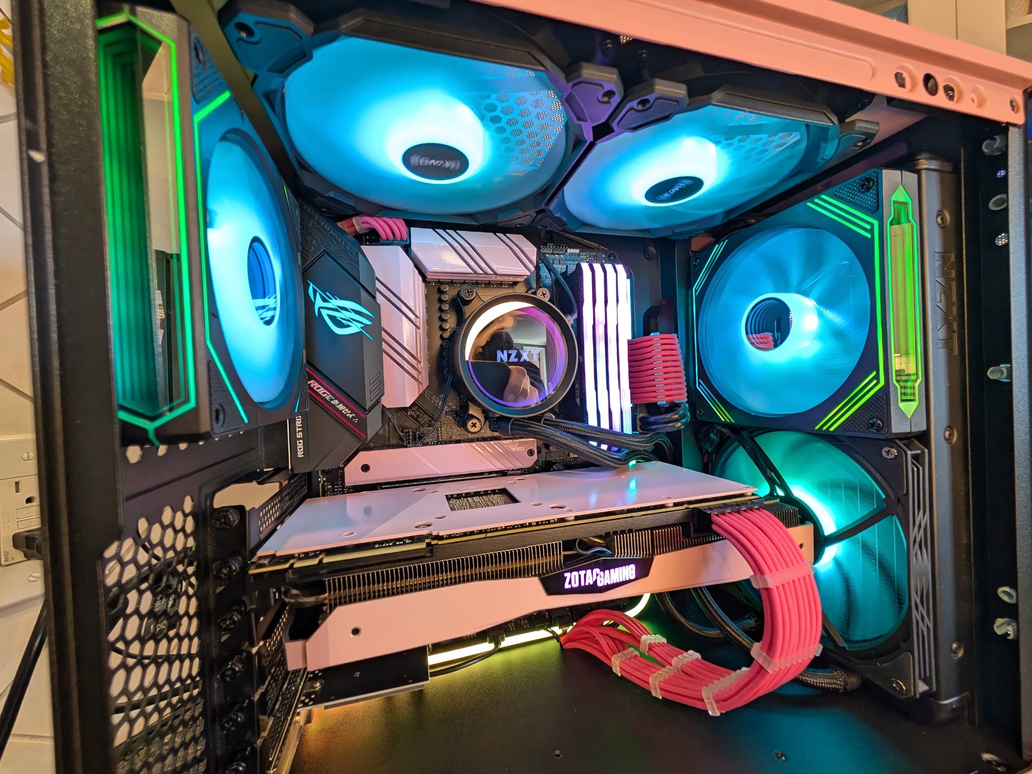 AMARYLLIS Gaming PC - Ryzen 5800X - Nvidia RTX 2080Ti