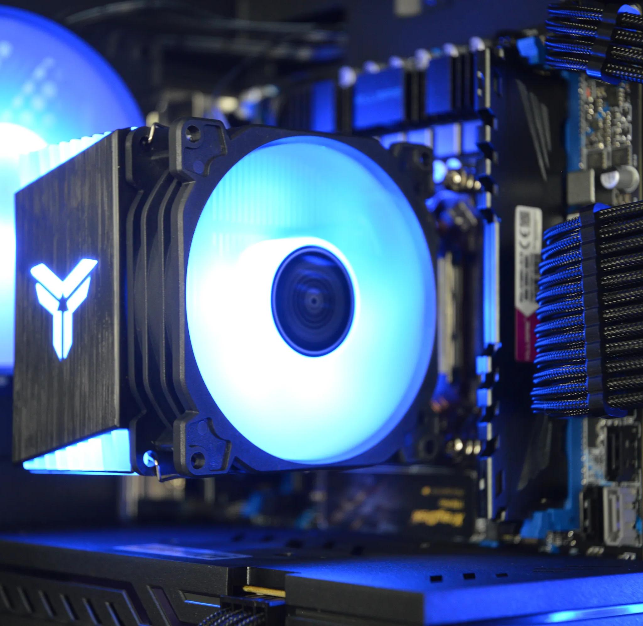 🟣⚫️| RX 580 8GB | INTEL XEON E5 2670 V3 | 16GB DDR4 RAM | 1TB NVME SSD | Royal Darkness |