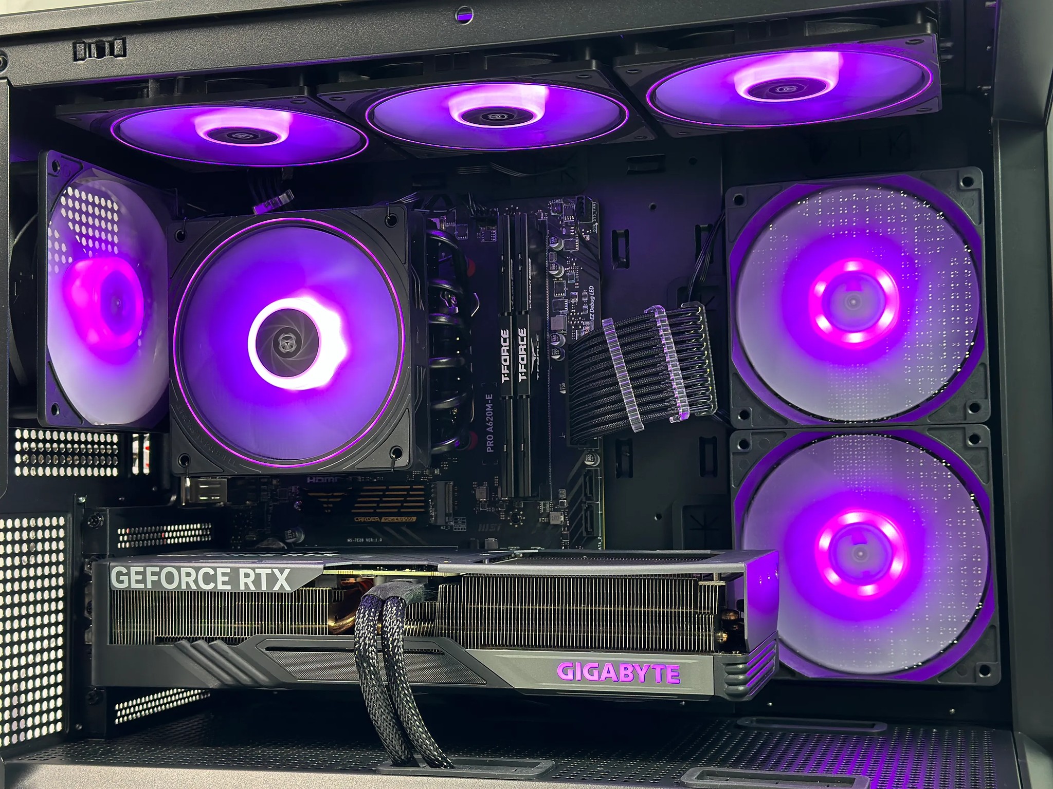 🌌🌑Dark Nebula Gaming PC🔭Nvidia RTX 4070 12GB🔭Ryzen 5 7500F🔭32GB DDR5🔭1TB NVME GEN4