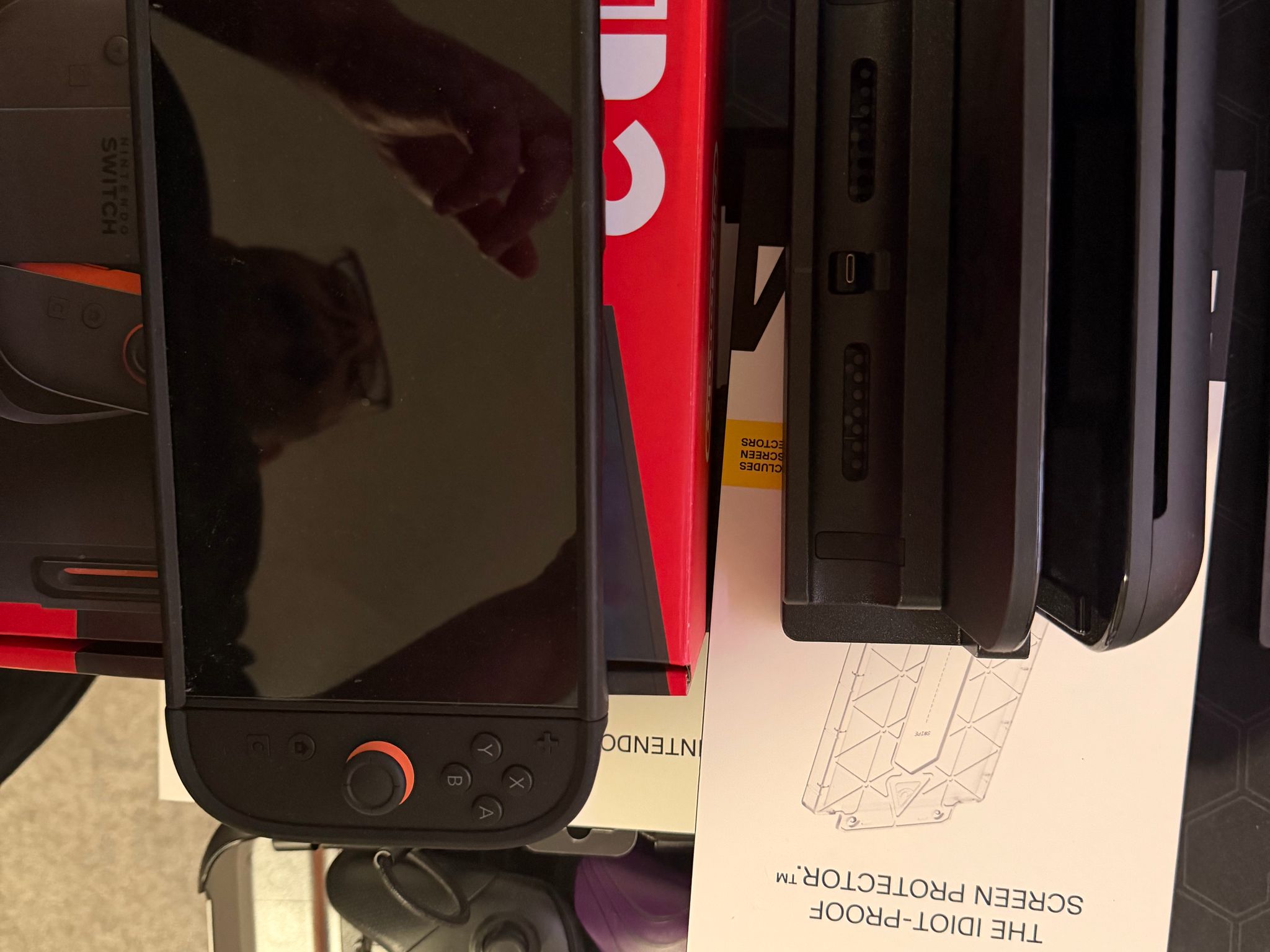 Nintendo Switch 2 - dBrand Case and screen protector - 2 Nintendo Joystics