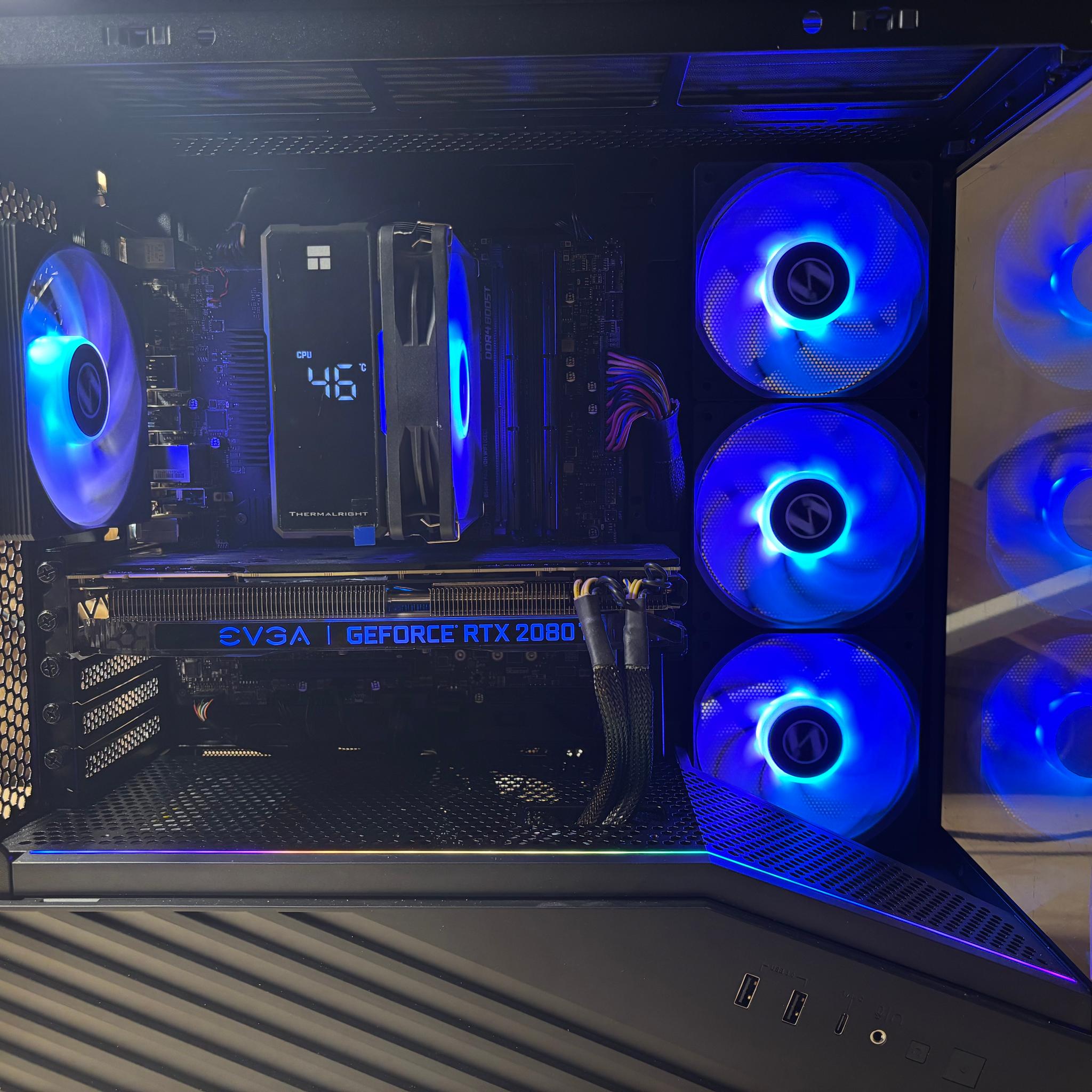 GeForce RTX 2080 Ti, Core i7, 2.5tb storage, 16gb ram