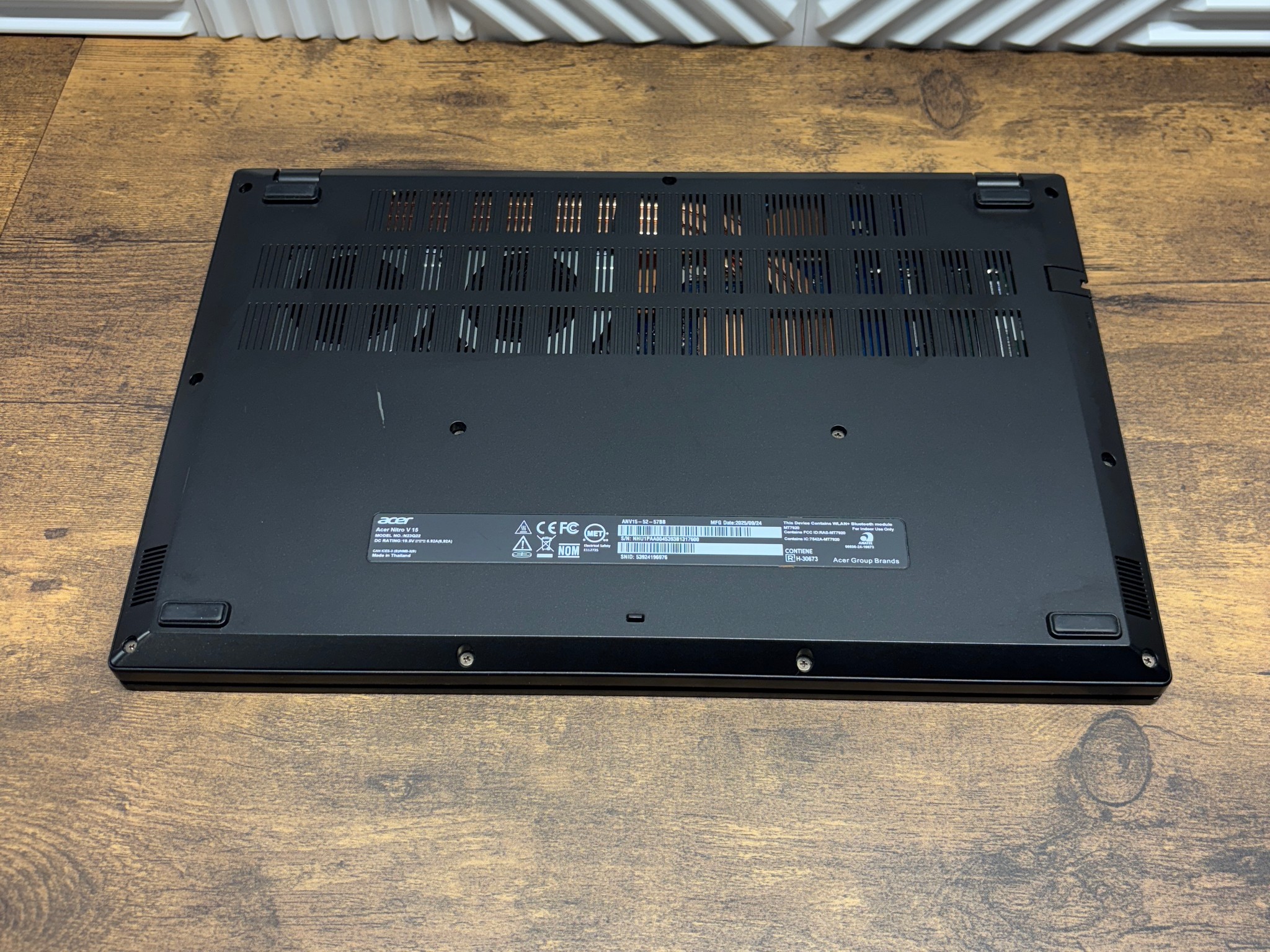 Acer Nitro V 15 Gaming Laptop i5-13420H RTX 5050 16GB 512GB SSD 165Hz