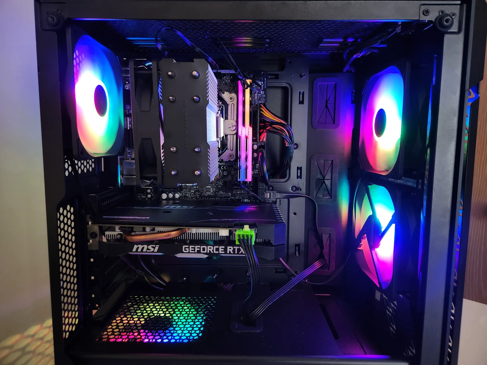 Gaming PC | i7 - 9700k | RTX 2060 | 16 GB RAM