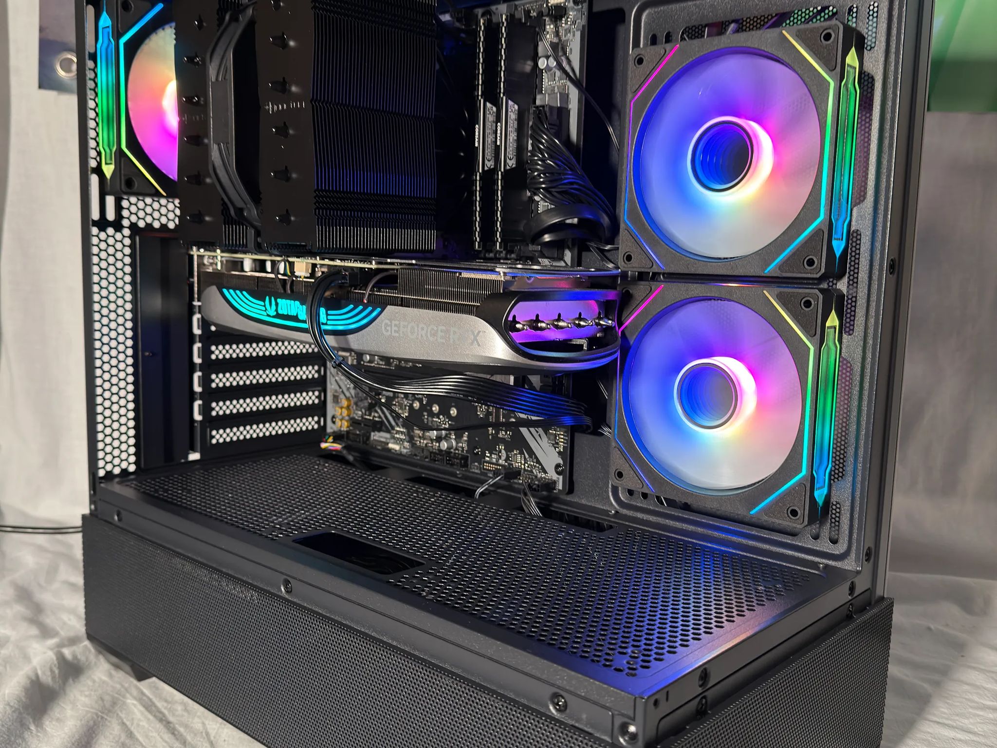 RTX 4070TI Ryzen 7 5700X3D Gaming PC