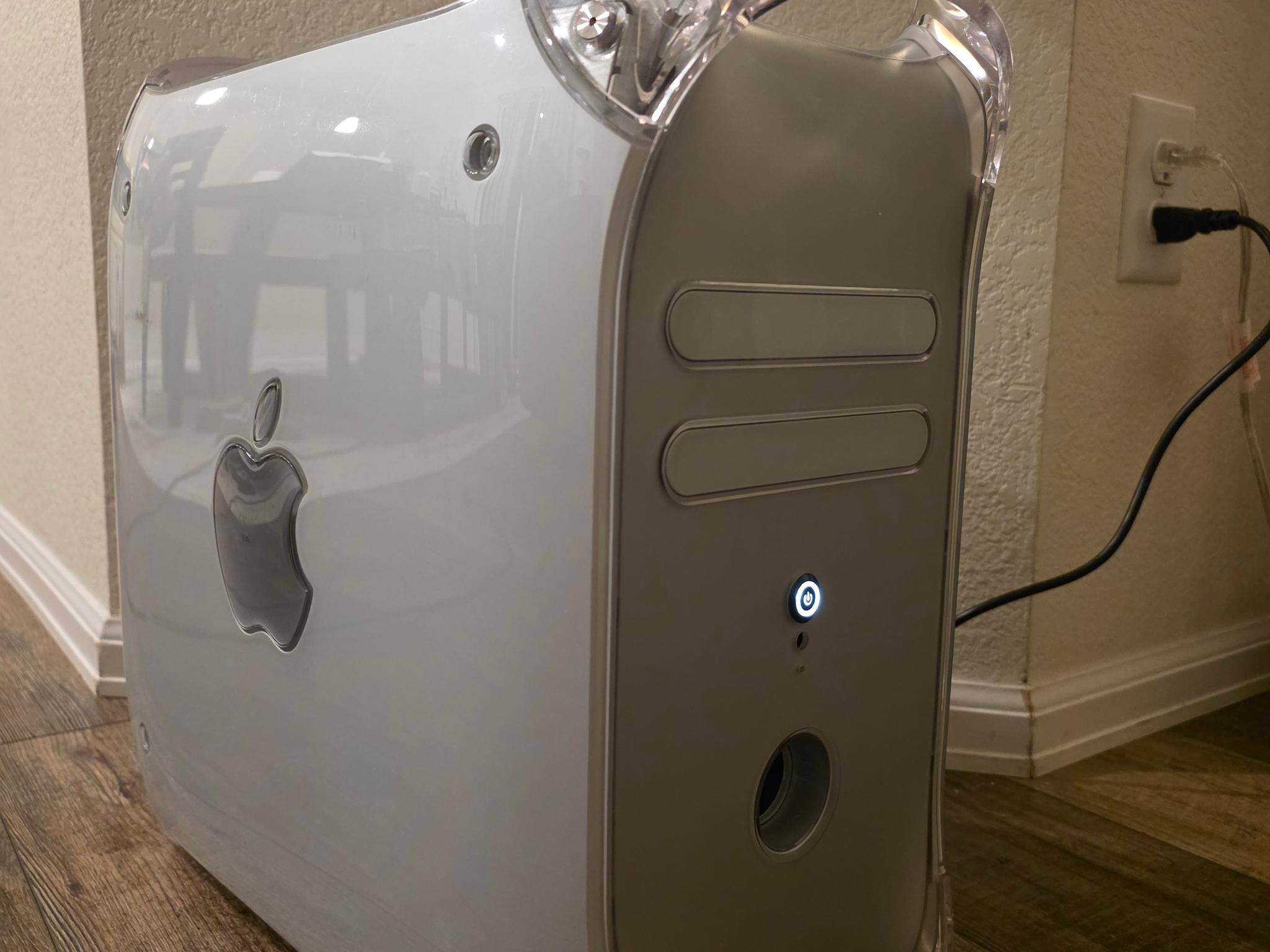"Not a Mac" G4 X3D Build!  7945X3D | 48GB DDR5 | RTX 4070Ti Super | 2TB NVME